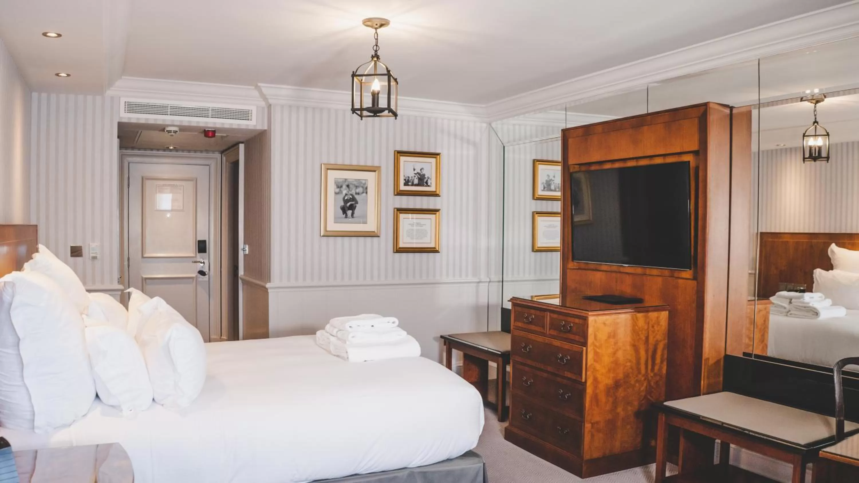 Bed in Old Course Hotel St Andrews