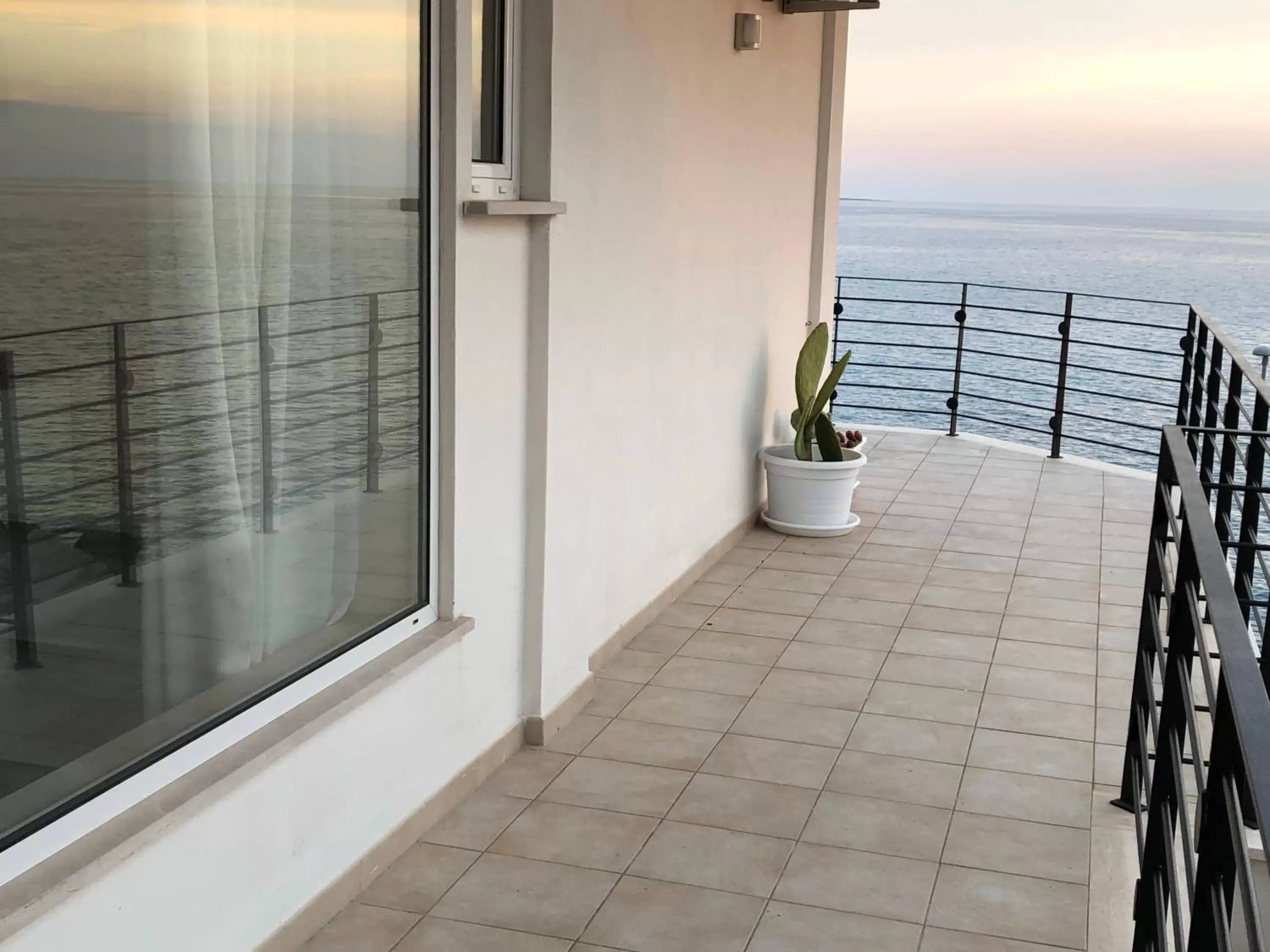 Balcony/Terrace, Sea View in Salento Palace Bed & Breakfast