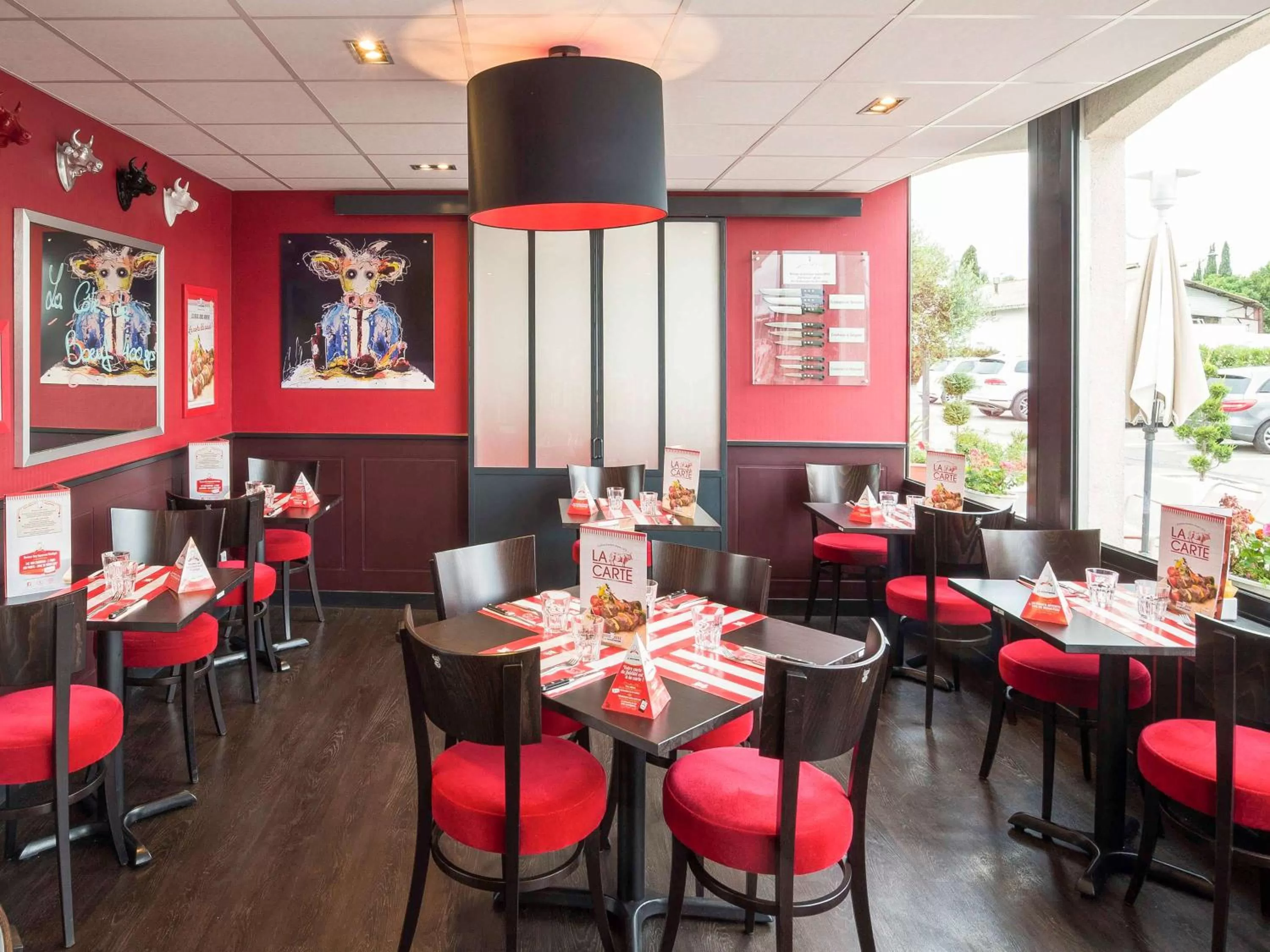 Restaurant/places to eat in Hotel ibis Narbonne