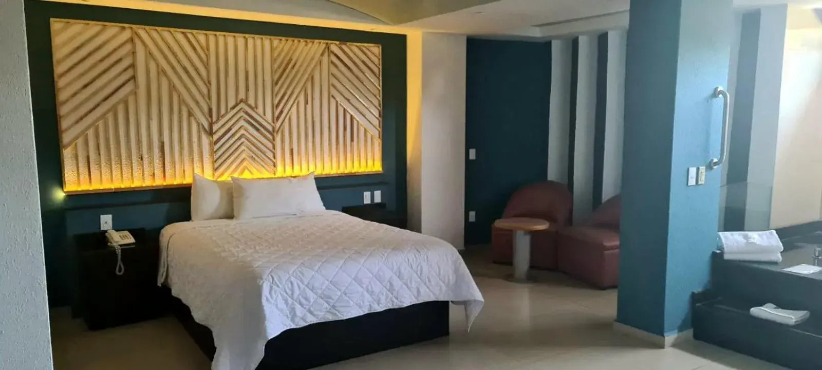 Bed in Hotel Borda Cuernavaca