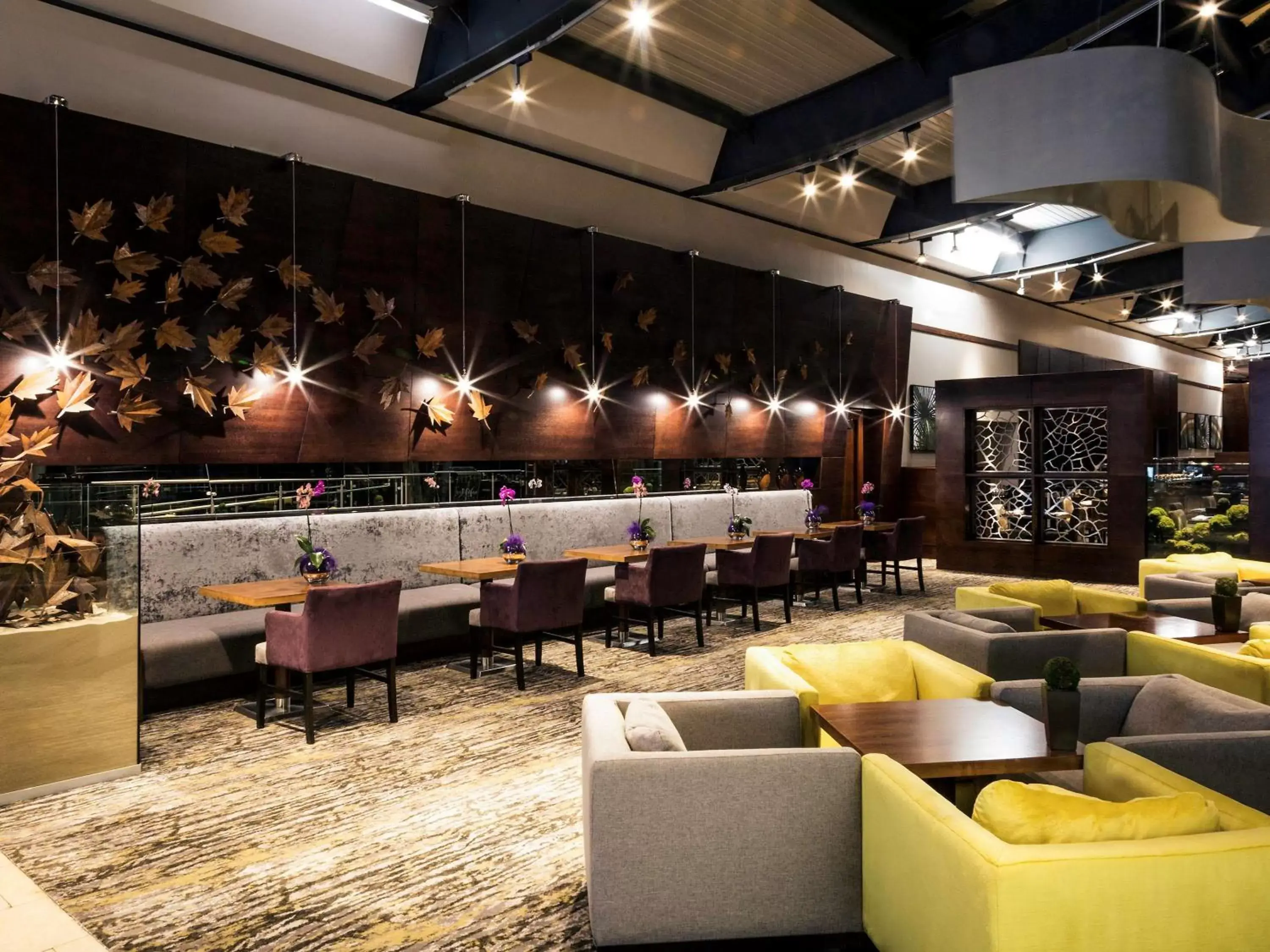 Restaurant/places to eat, Lounge/Bar in Mercure Sheffield St Paul's Hotel & Spa