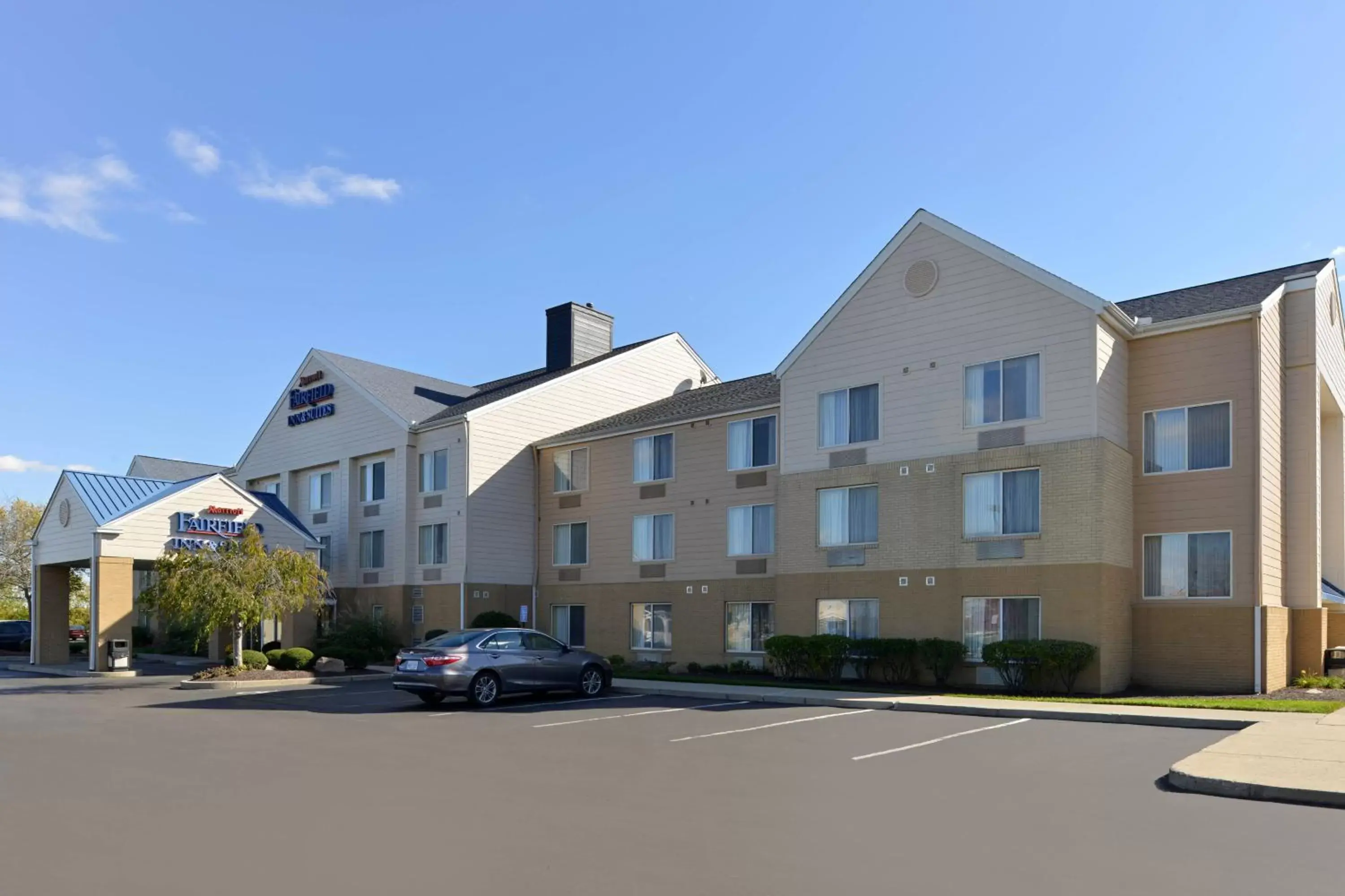 Property Building in Fairfield Inn and Suites by Marriott Dayton Troy