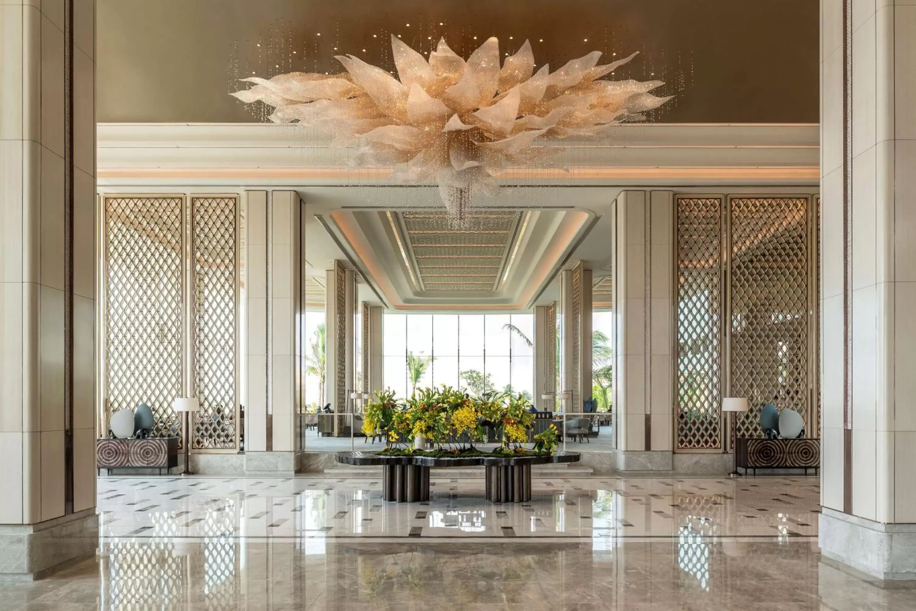 Lobby or reception in Shangri-La Colombo
