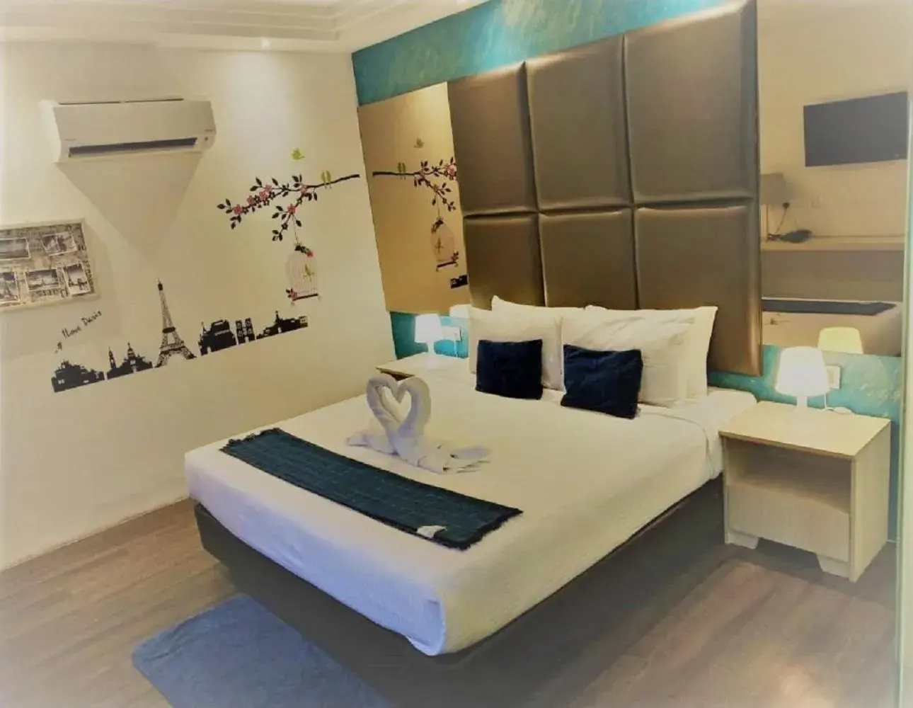 Bed in Seeds Hotel Ampang Point