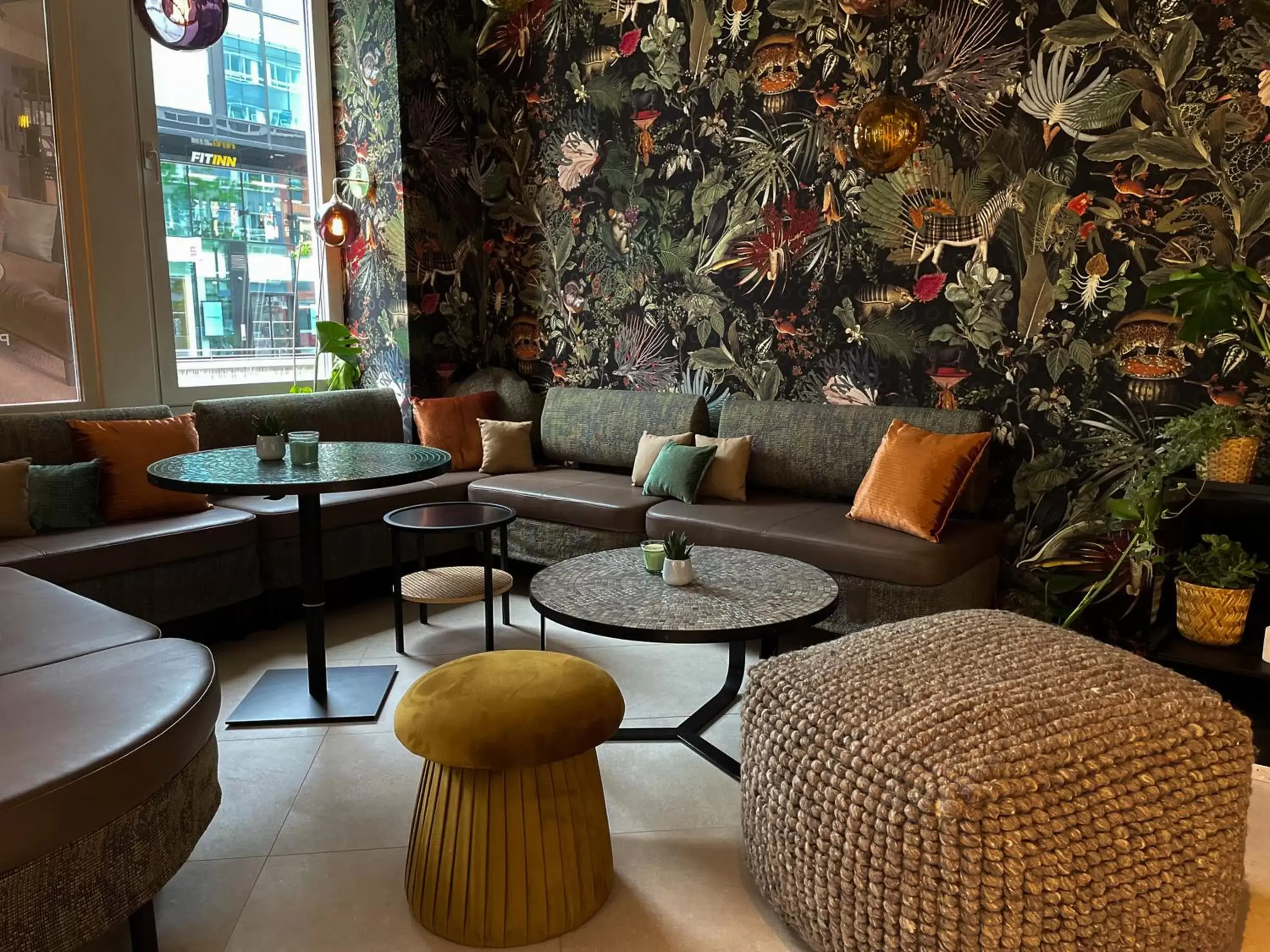 Lounge or bar in Cocoon Salzburg