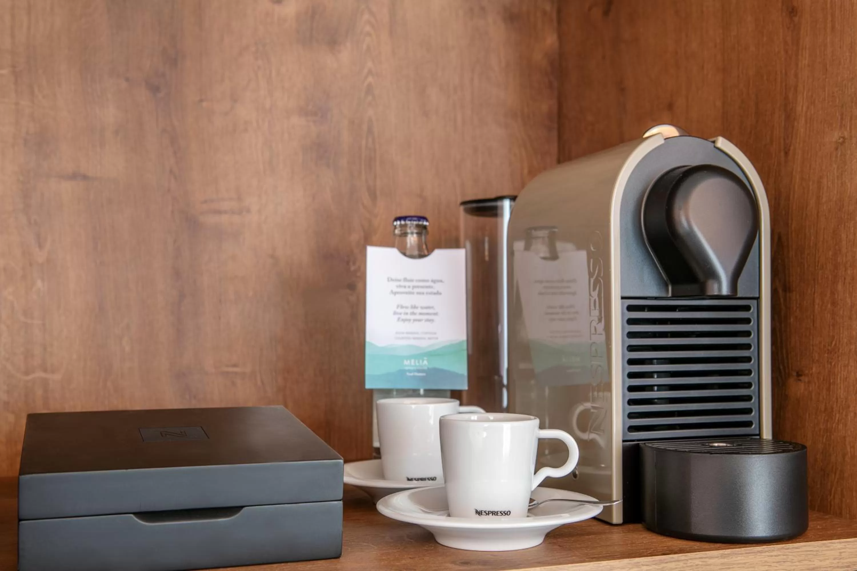 Coffee/tea facilities in Meliá Jardim Europa