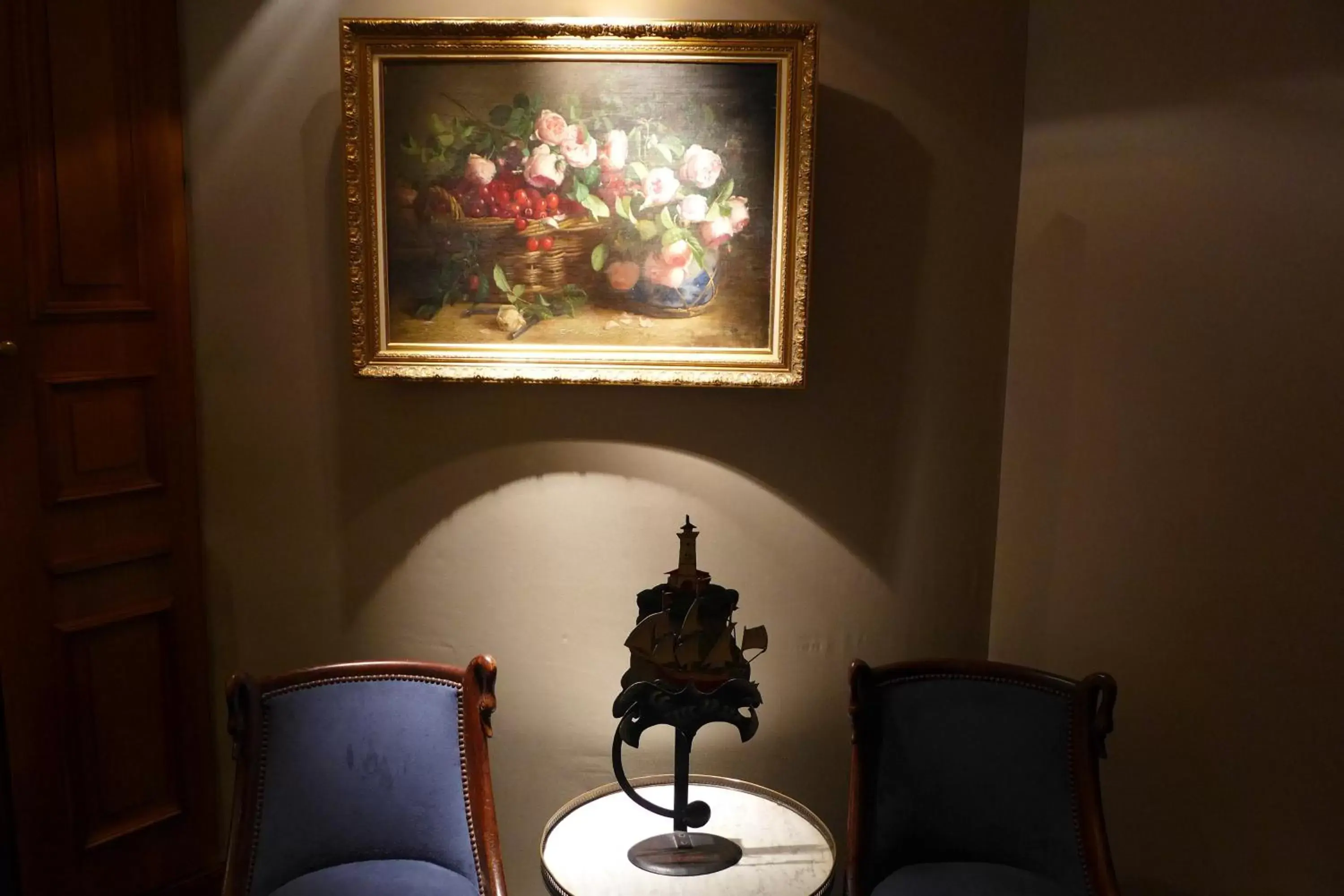 Decorative detail, Seating Area in Hotel Splendid