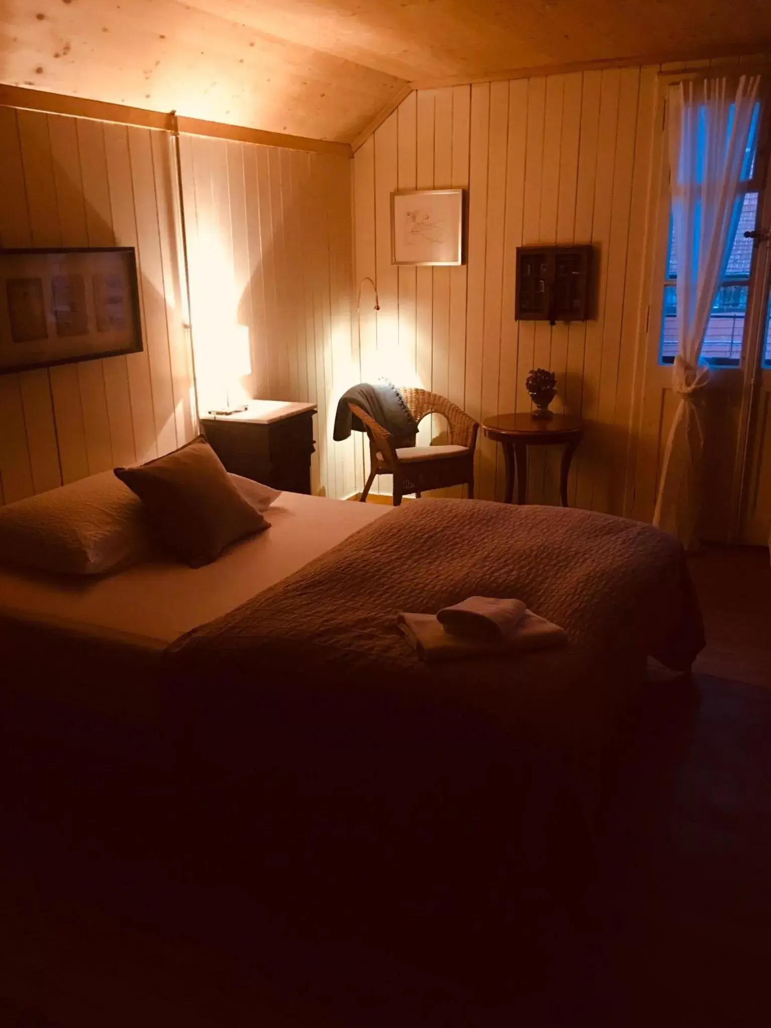 Photo of the whole room, Bed in B&B Bären