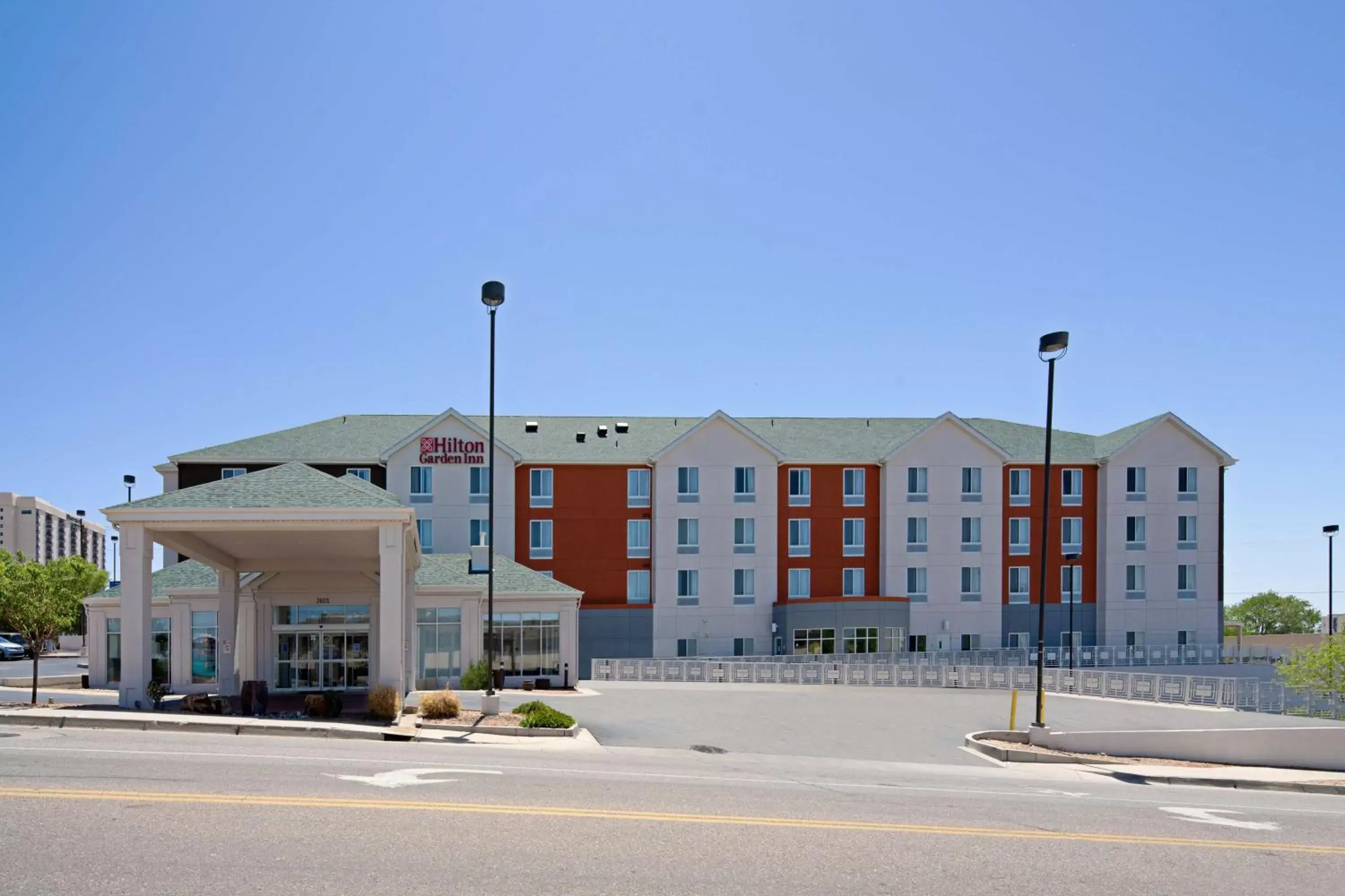 Property Building in Hilton Garden Inn Albuquerque Airport