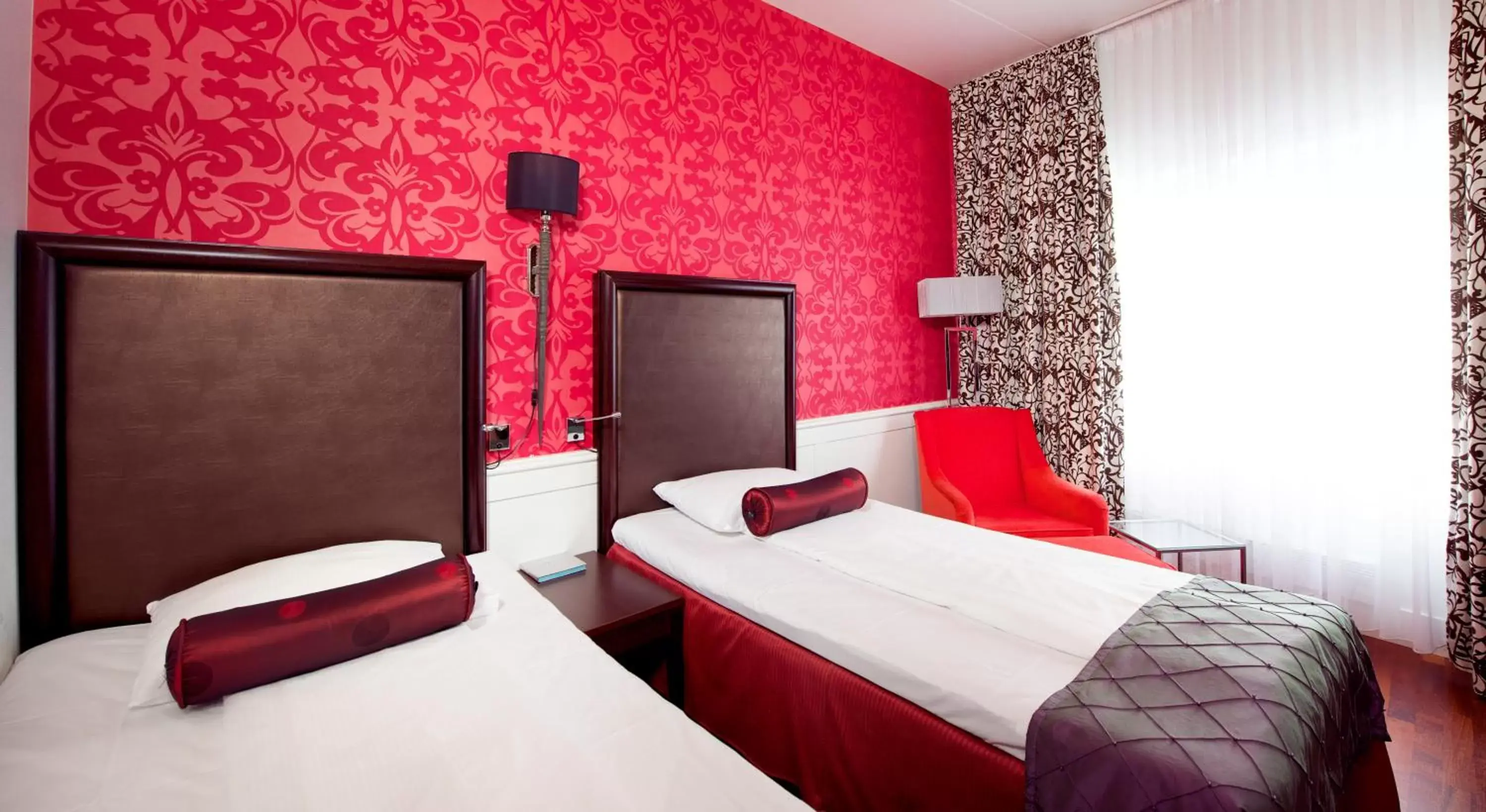 Standard Double or Twin Room in Home Hotel Grand Bodø Standard Double or Twin Room in Home Hotel Grand Bodø