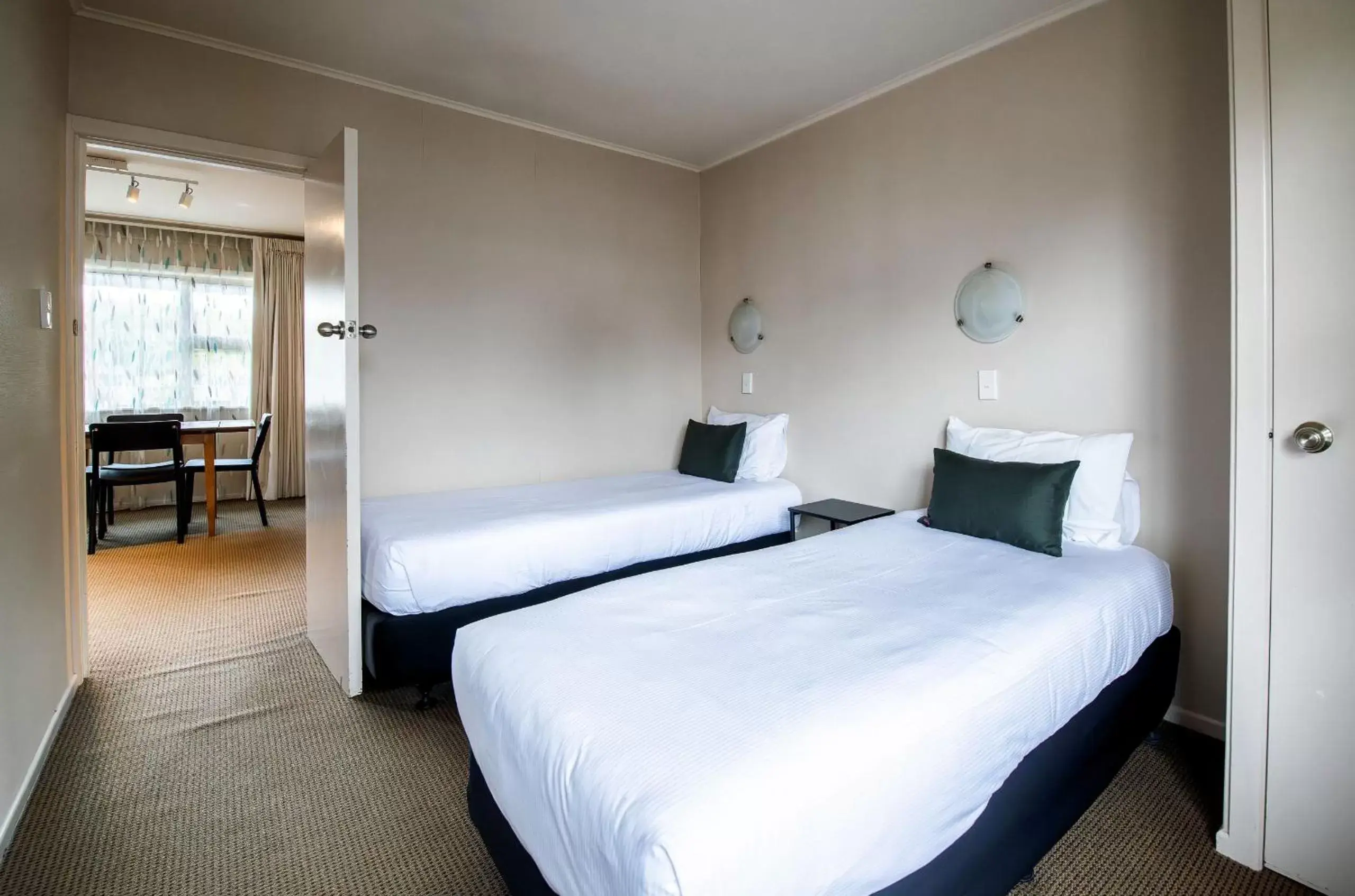 Bedroom, Bed in Best Western Braeside Rotorua
