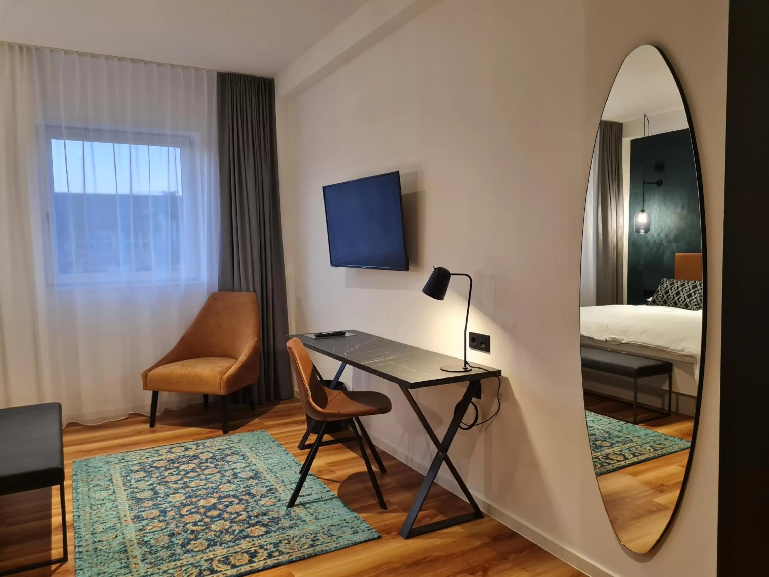 Photo of the whole room, Bed in Internationales Studierendenhotel