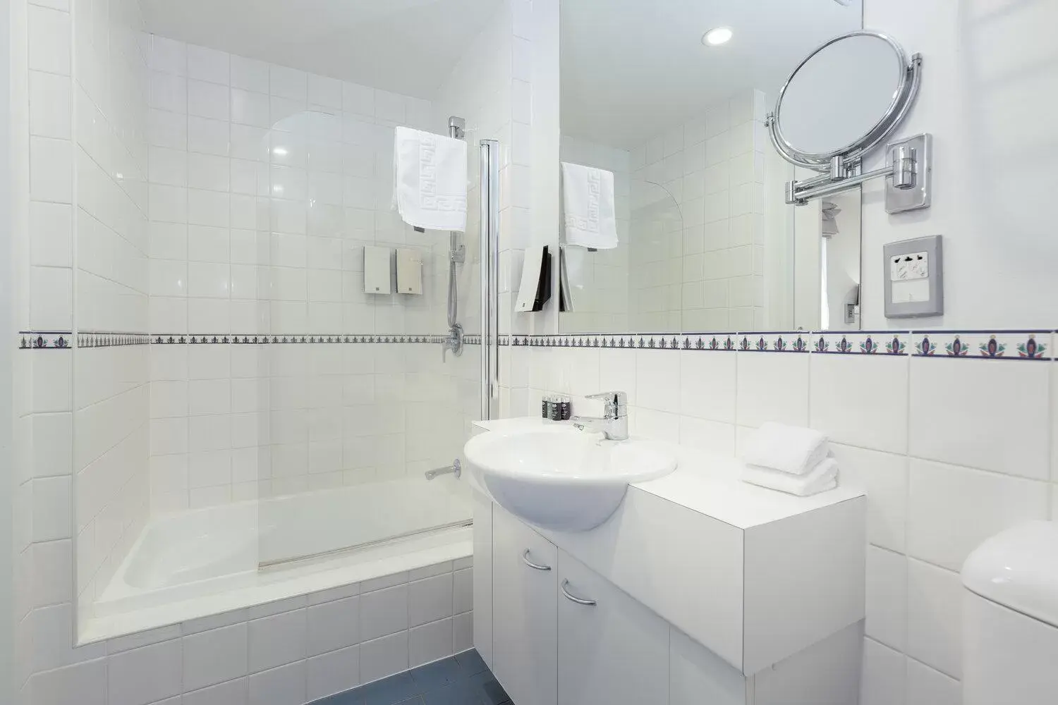 Fino Hotel & Suites Fino Hotel & Suites