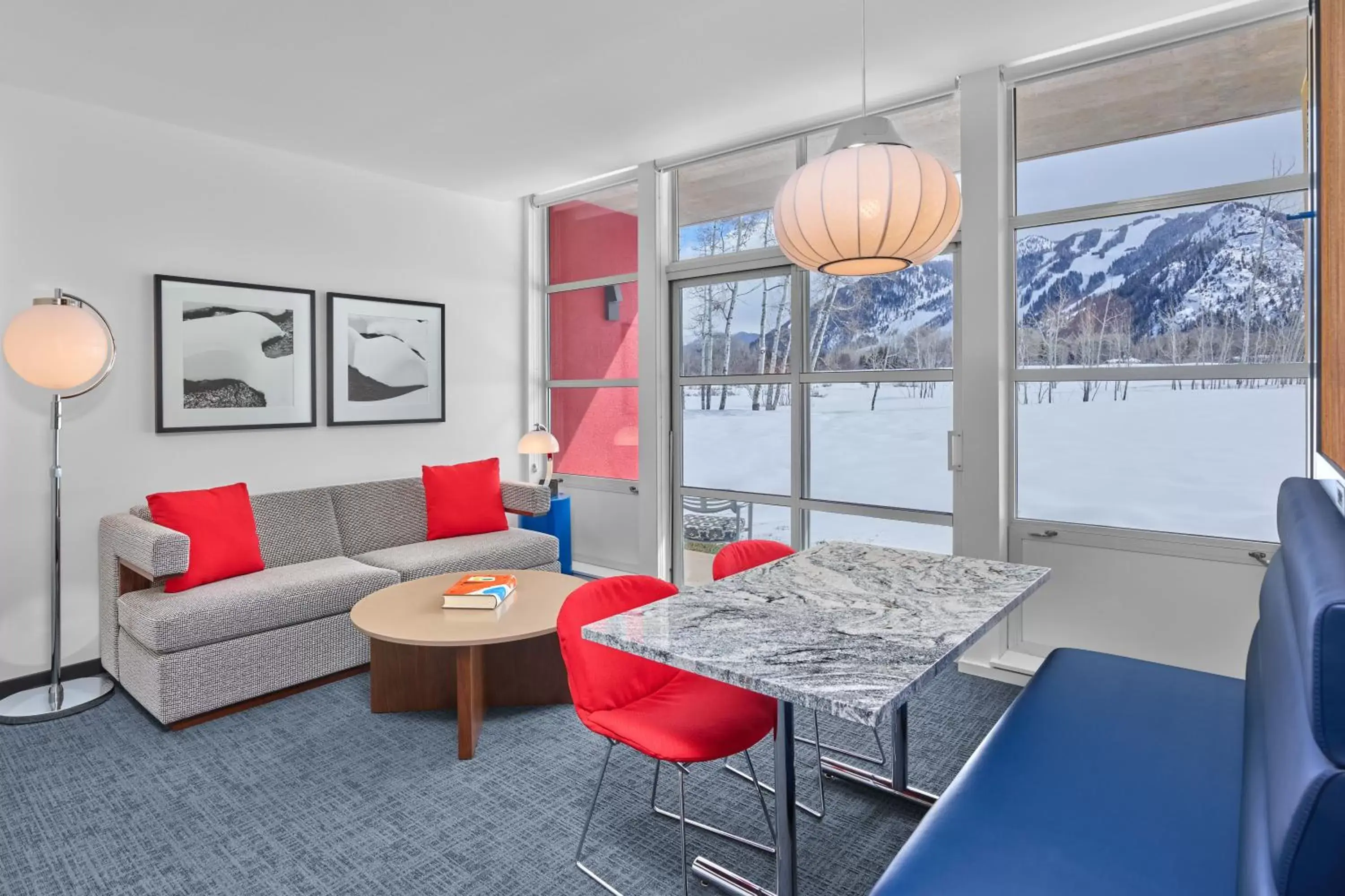 Living room, Seating Area in Aspen Meadows Resort