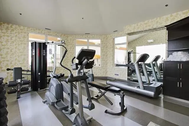 Fitness centre/facilities, Fitness Center/Facilities in Best Western Sunrise Inn & Suites
