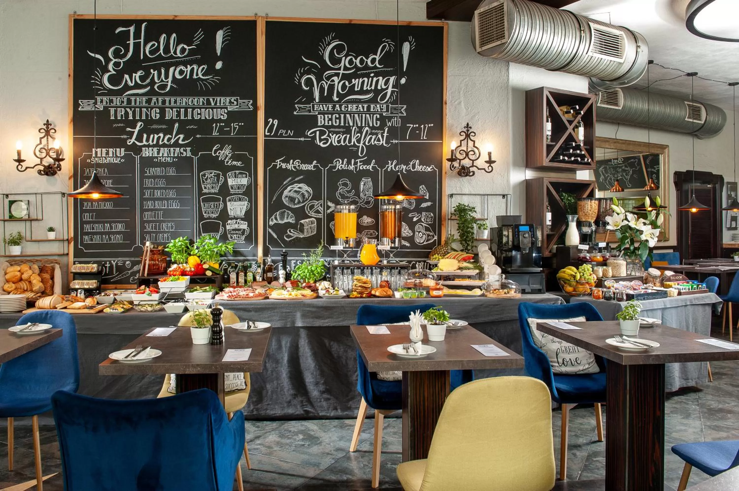 Restaurant/places to eat in Spatz Aparthotel