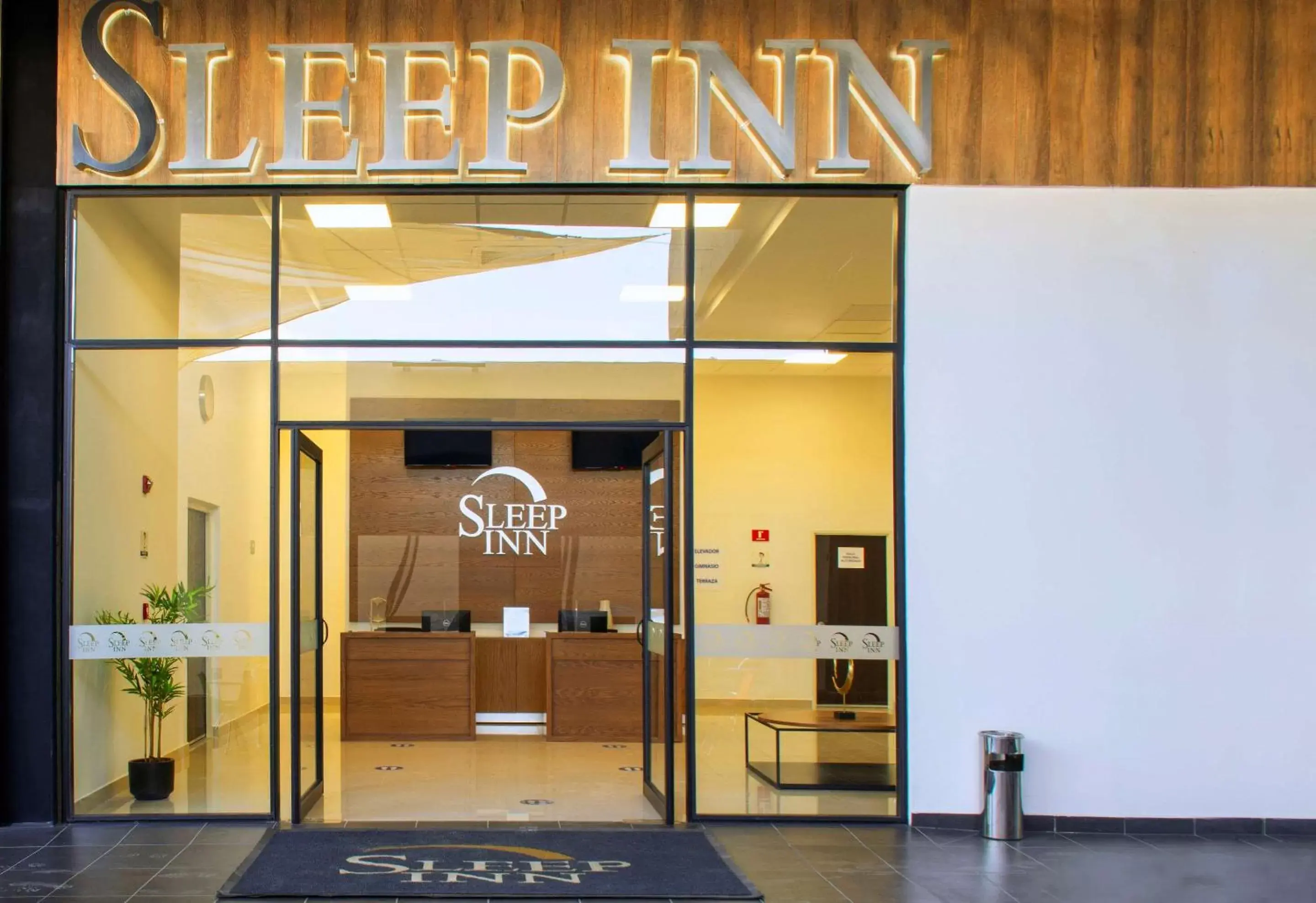 Lobby or reception in Sleep Inn Queretaro Lobby or reception in Sleep Inn Queretaro