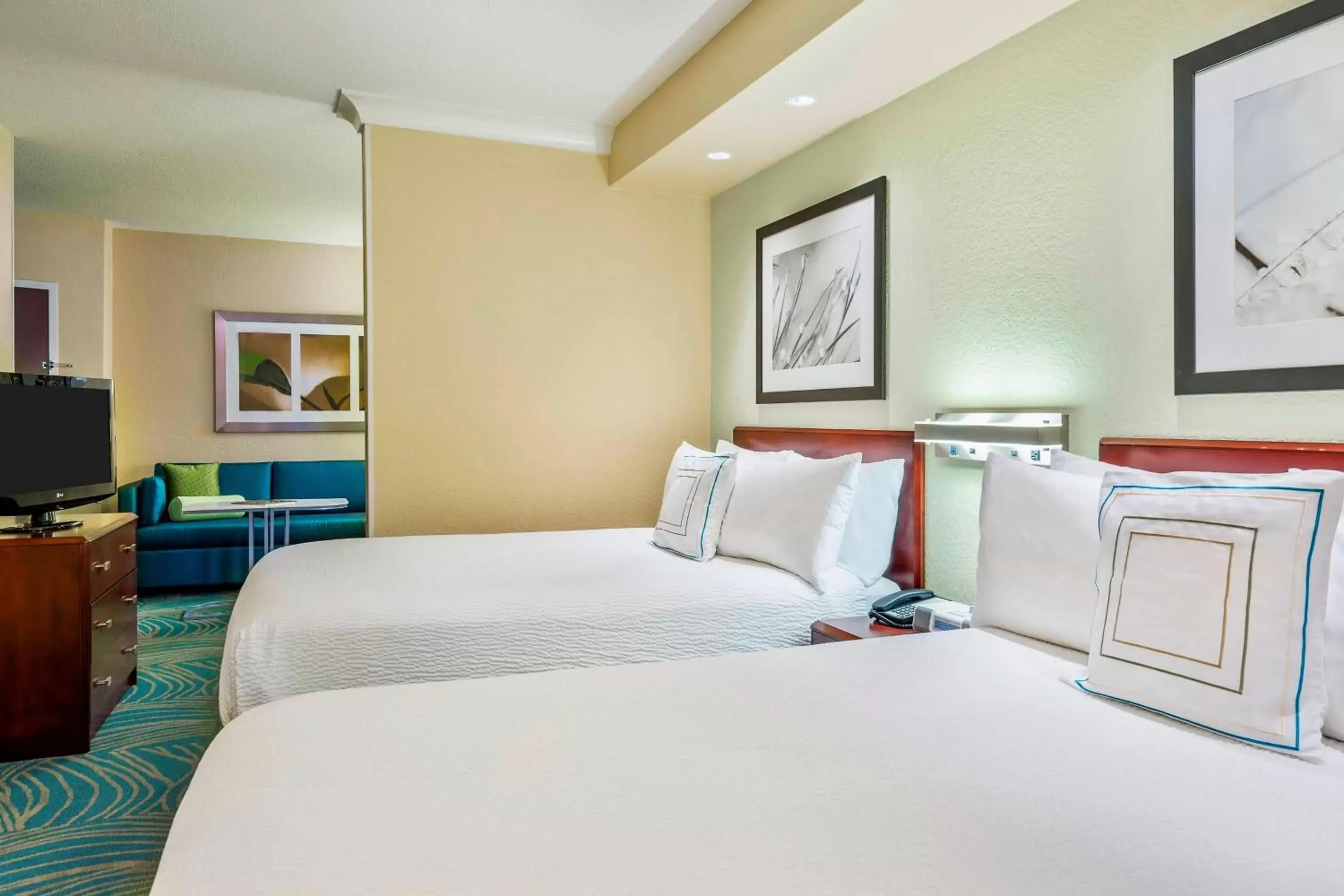 Photo of the whole room, Bed in SpringHill Suites Fort Myers Airport