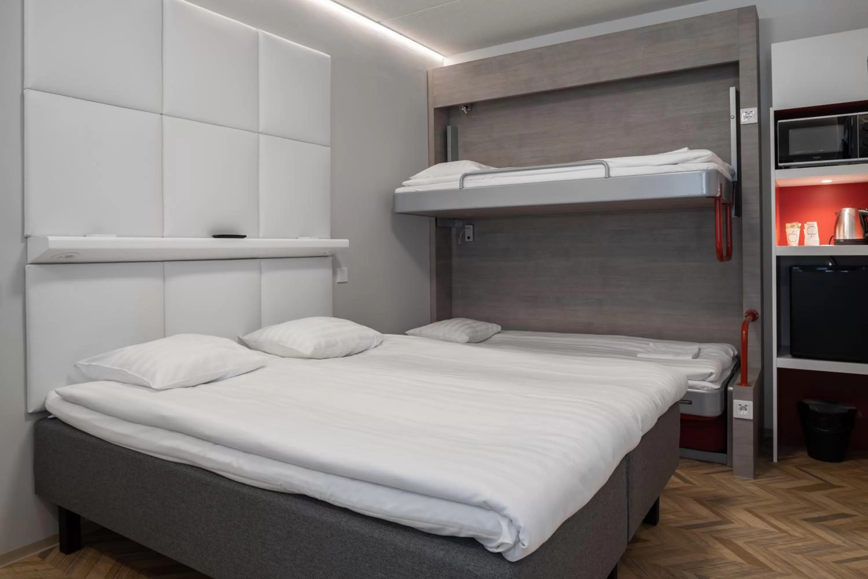 Bed in Omena Hotel Vaasa Espen