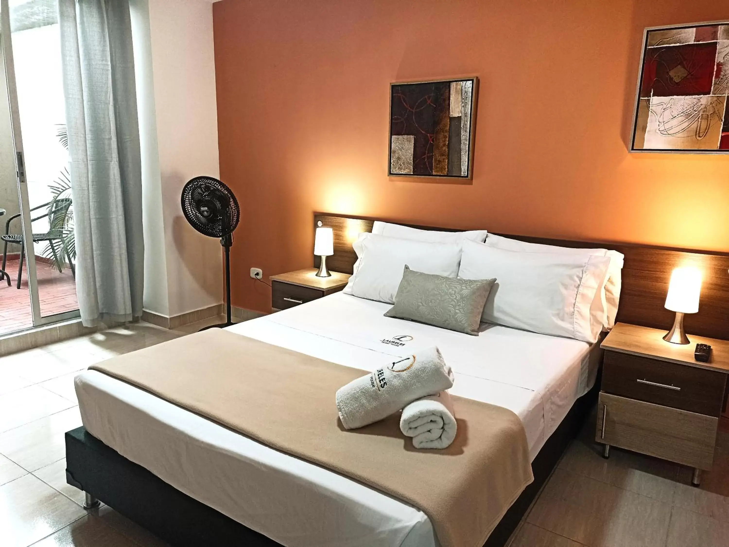 Laureles Guest House LGH Hotel Laureles Guest House LGH Hotel