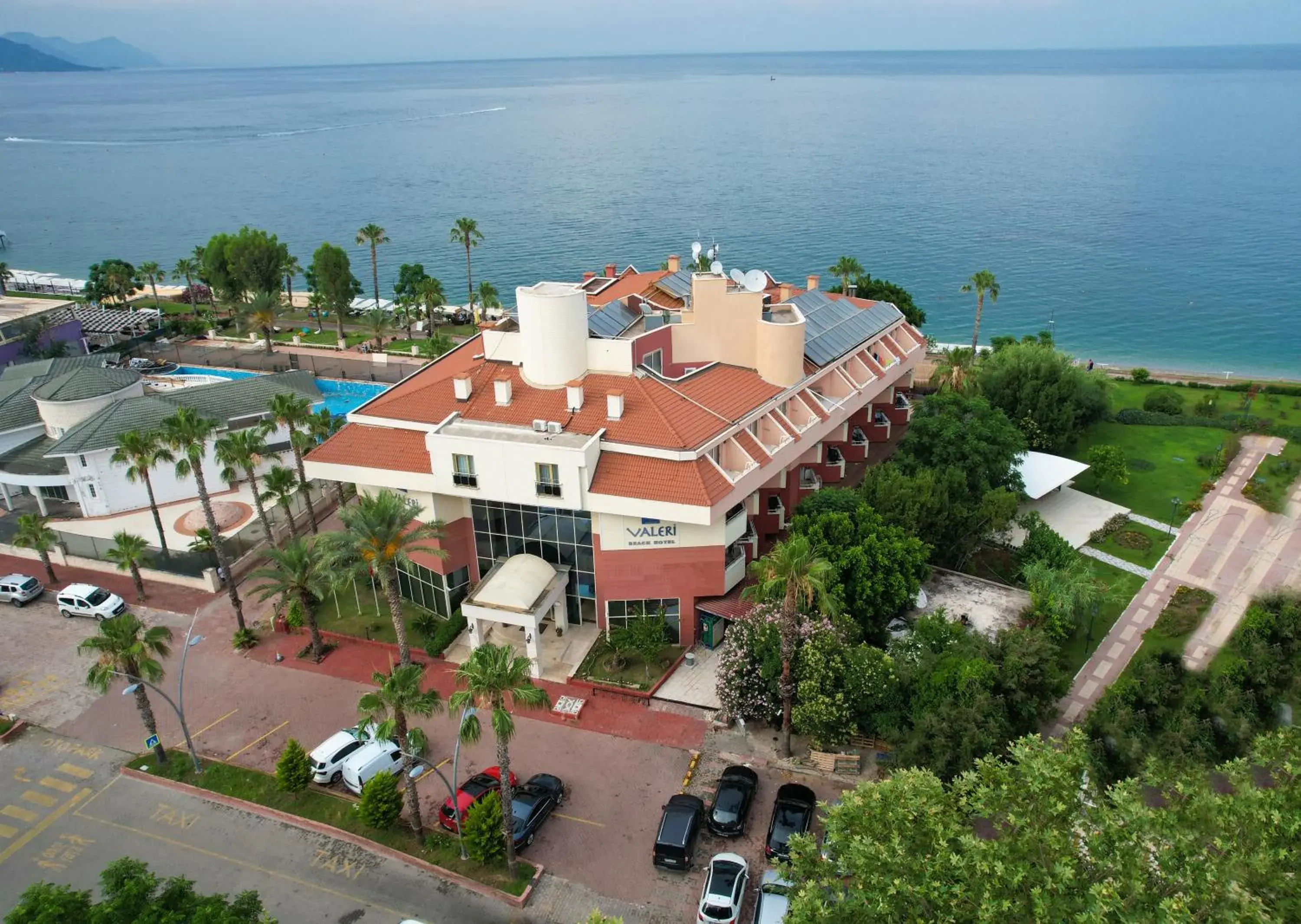 Property building, Bird's-eye View in Valeri Beach Hotel