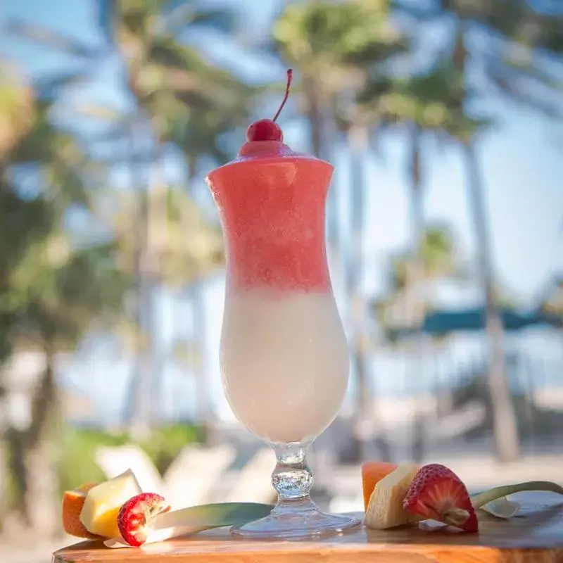 Alcoholic drinks in The Lago Mar Beach Resort and Club