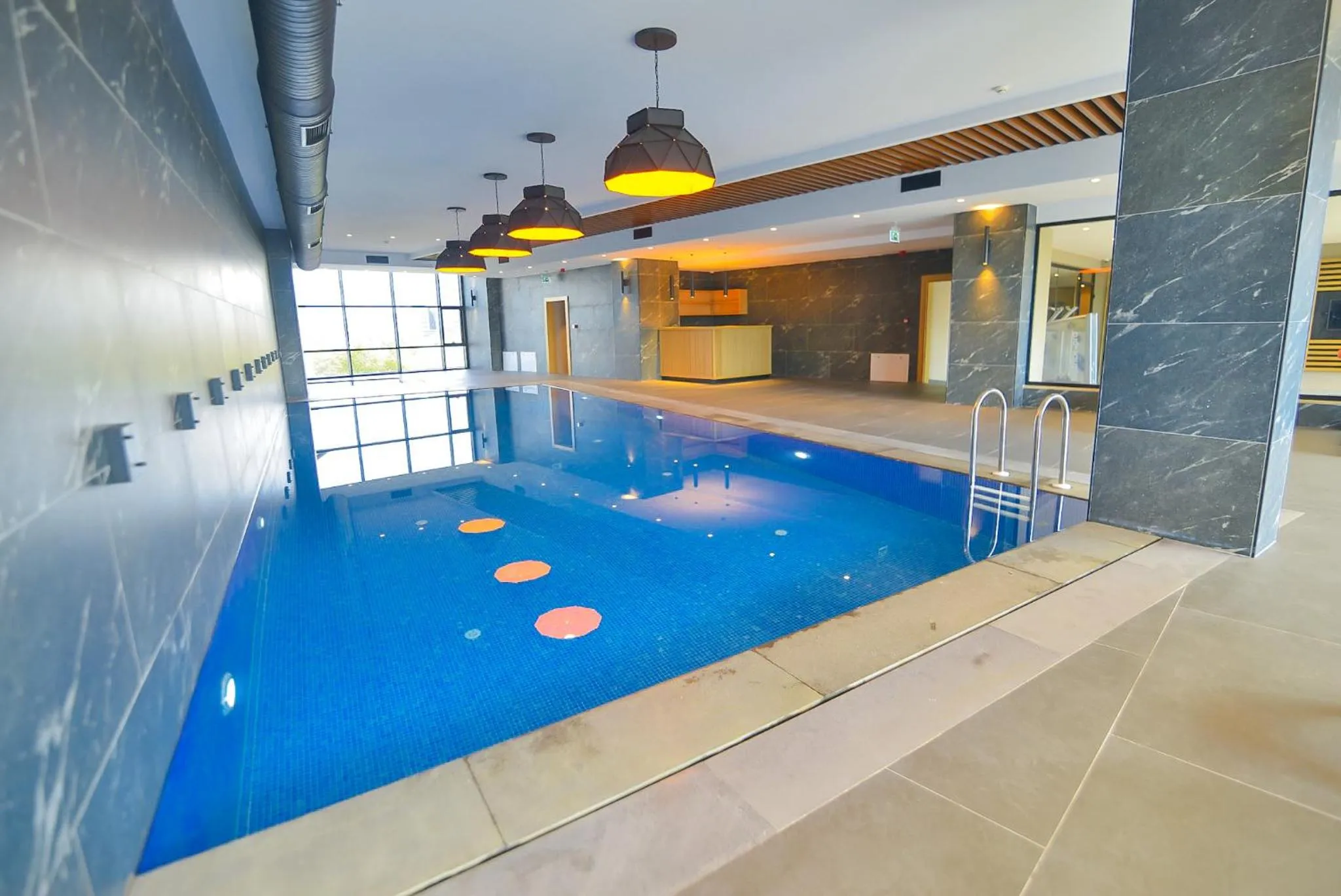 Swimming pool in SERENİTY COMFORT Hotel