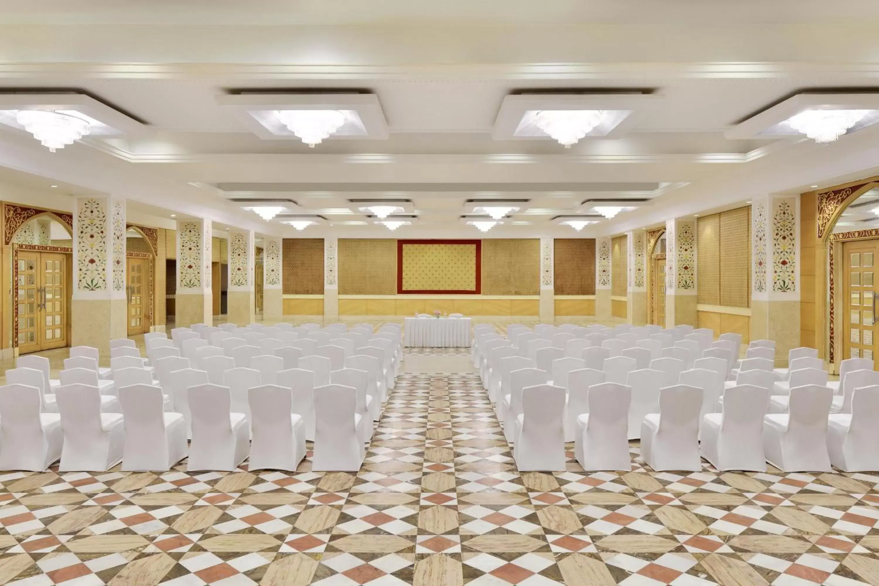 Meeting/conference room, Banquet Facilities in Le Meridien Jaipur Resort & Spa