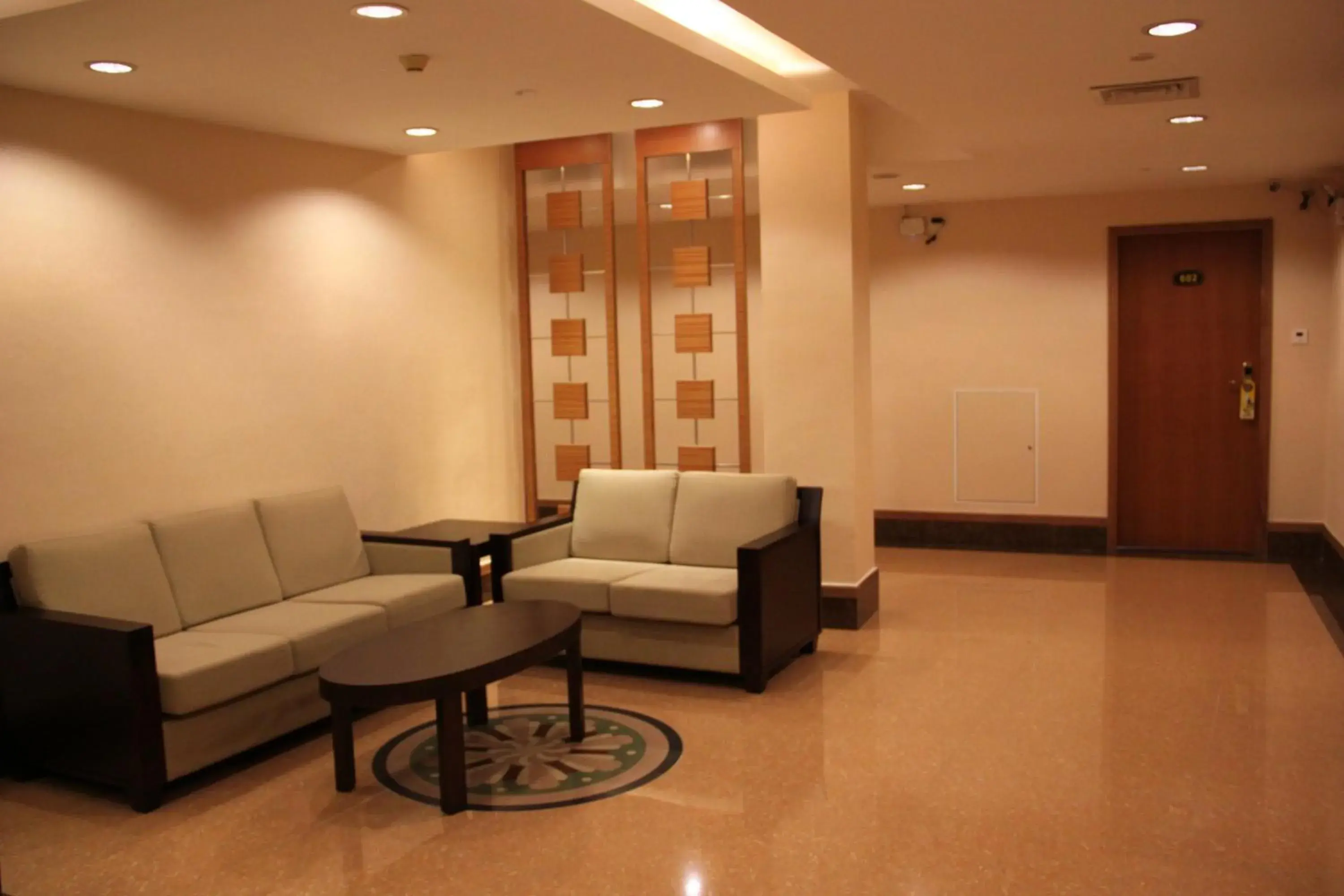 Lobby or reception, Lobby/Reception in Xinhua Hotel