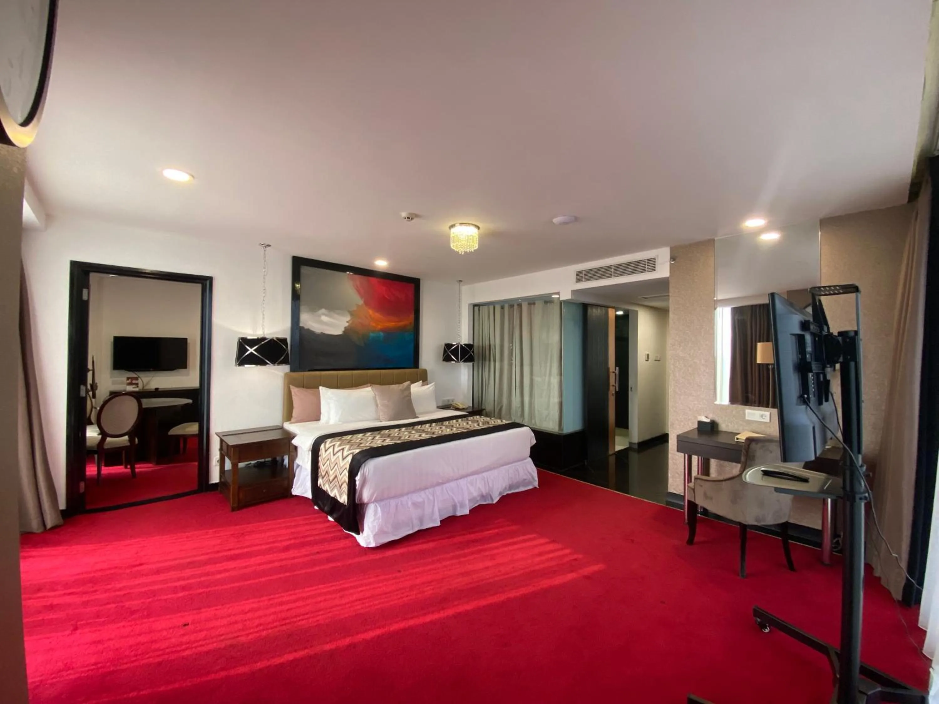 Photo of the whole room, Bed in Amaroossa Cosmo Jakarta