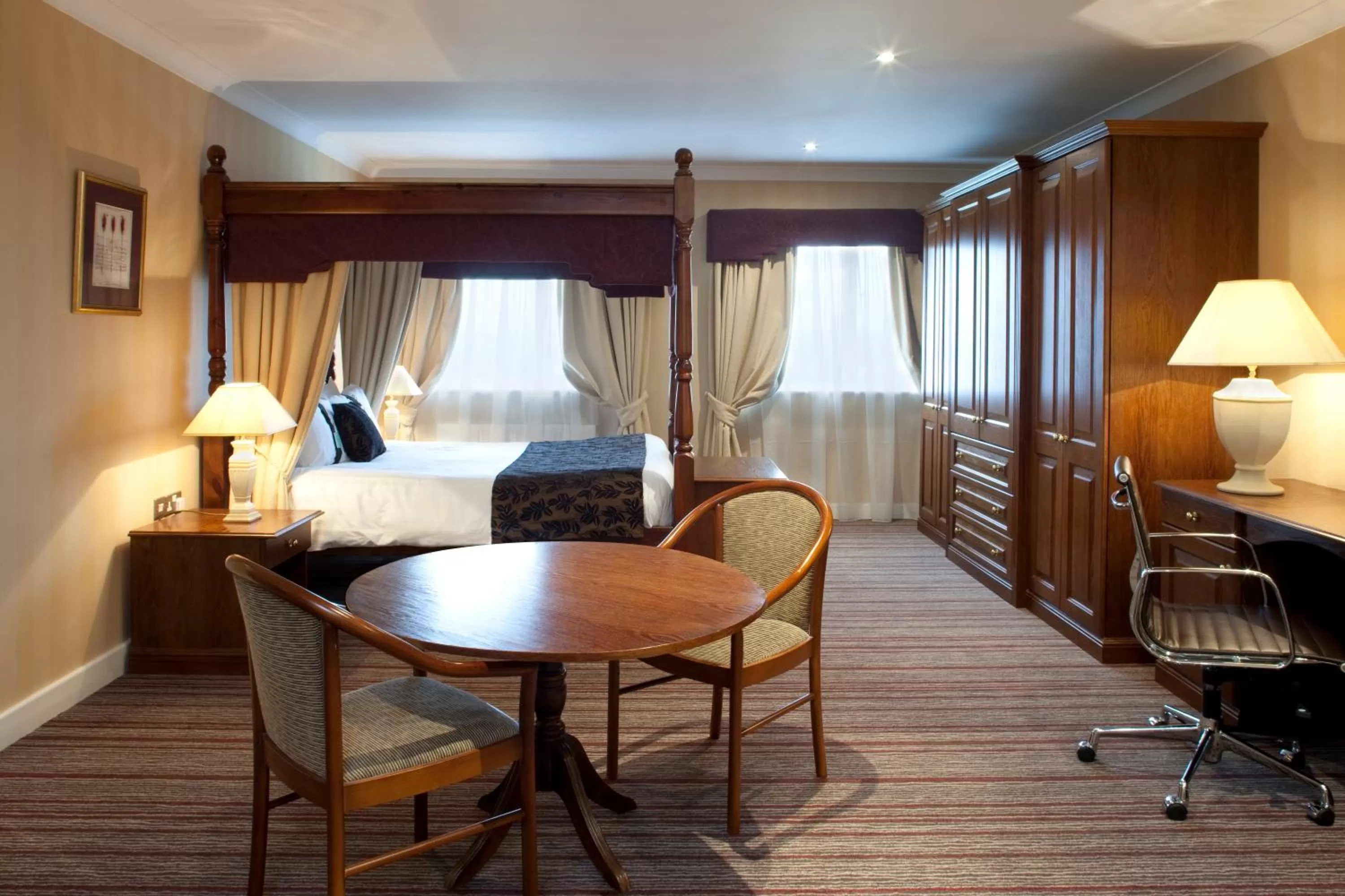 Photo of the whole room, Bed in Holiday Inn Barnsley by IHG