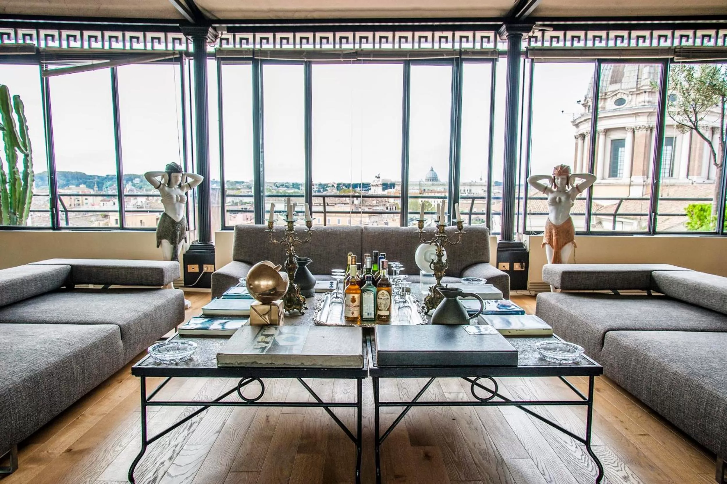 Banquet/Function facilities in Grand Hotel Plaza