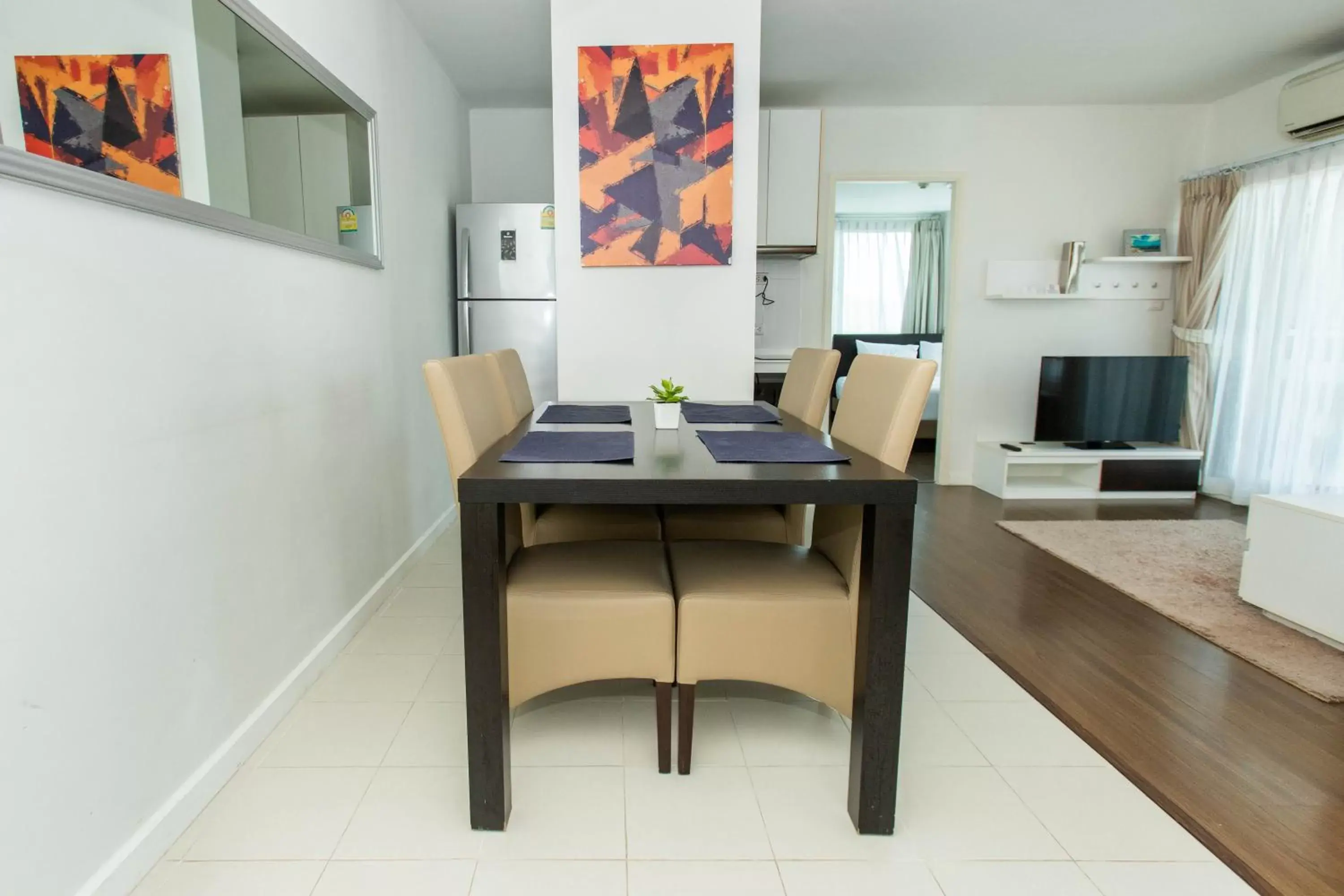 Dining Area in First Choice Suites SHA Plus Extra
