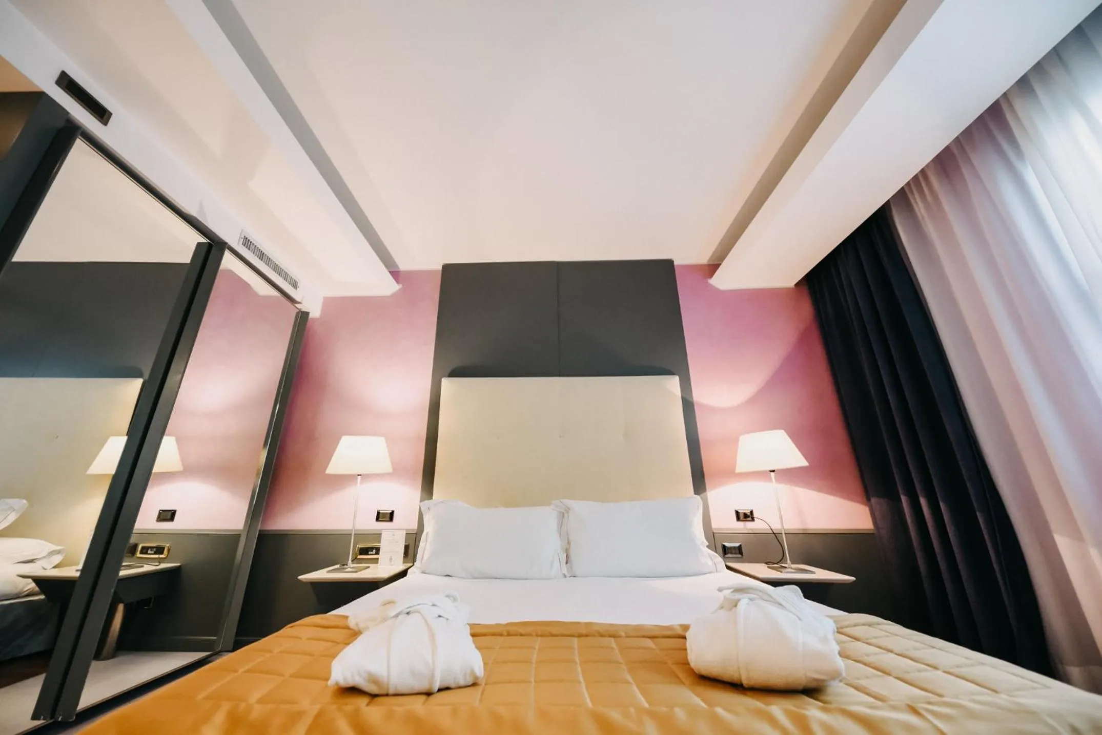 Bed in SHG Hotel Antonella