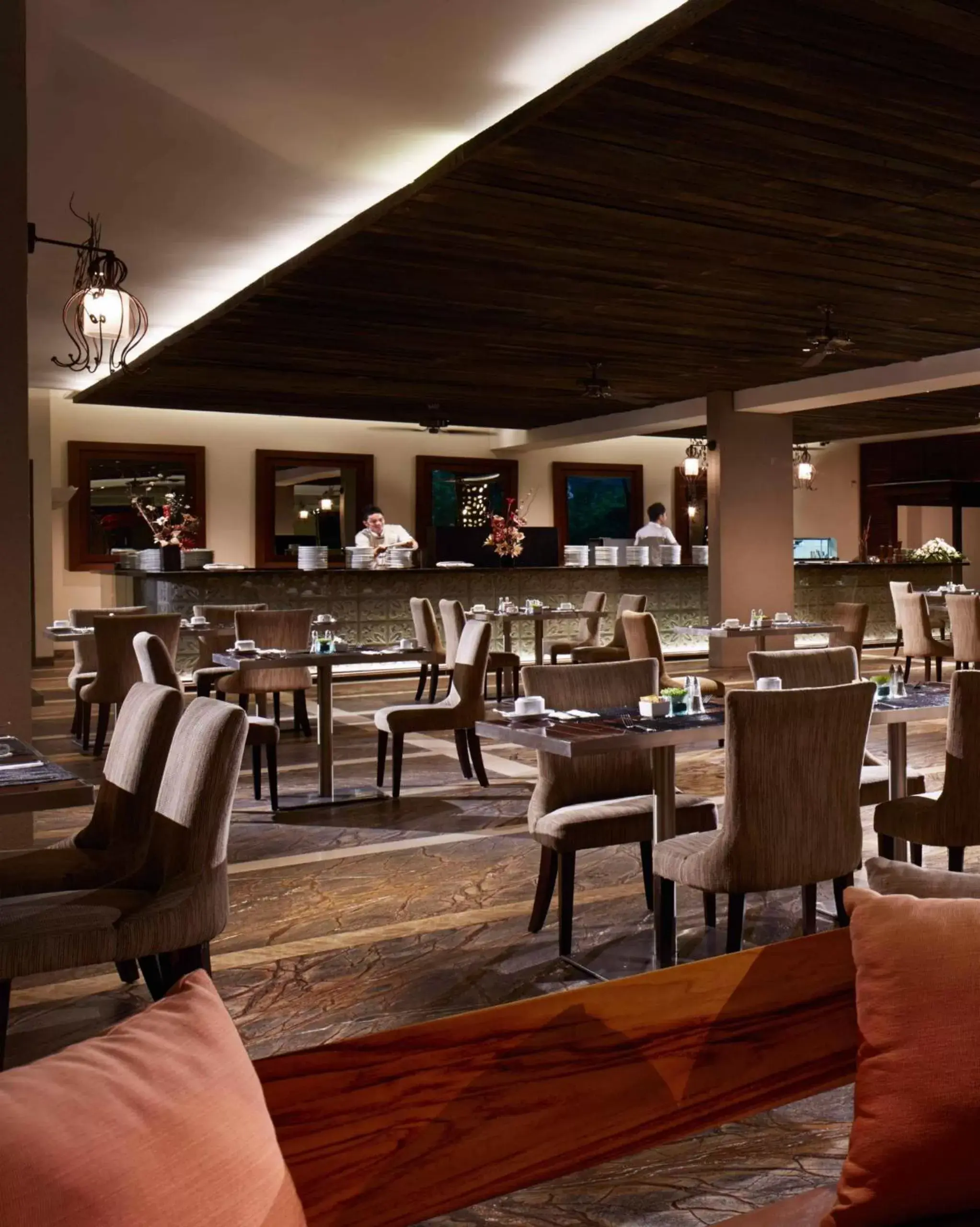 Restaurant/places to eat in Sun Island Hotel & Spa Kuta Restaurant/places to eat in Sun Island Hotel & Spa Kuta