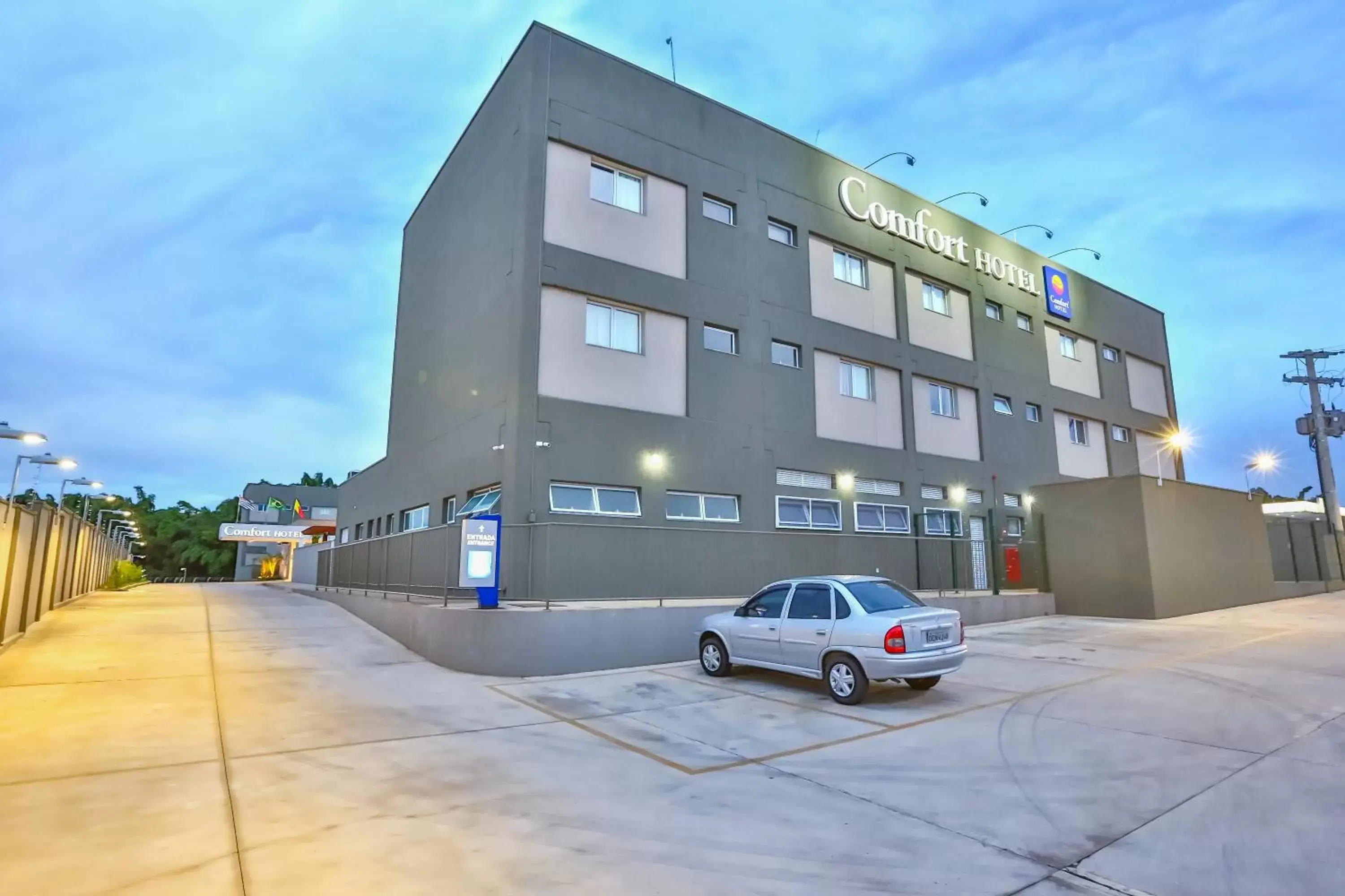 Property building in Comfort Mogi Guaçu Property building in Comfort Mogi Guaçu