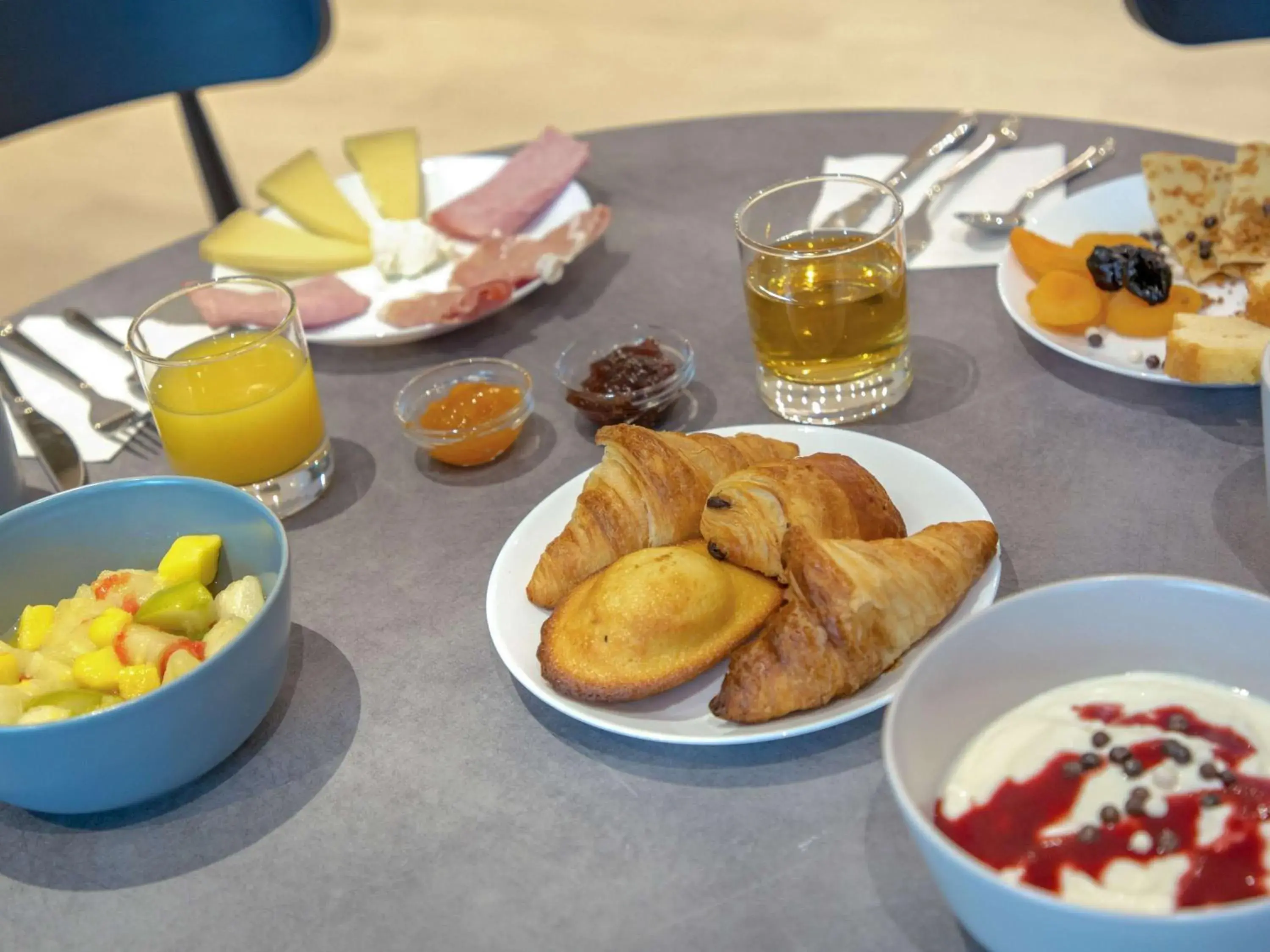 Breakfast in ibis Styles Cannes Le Cannet Breakfast in ibis Styles Cannes Le Cannet