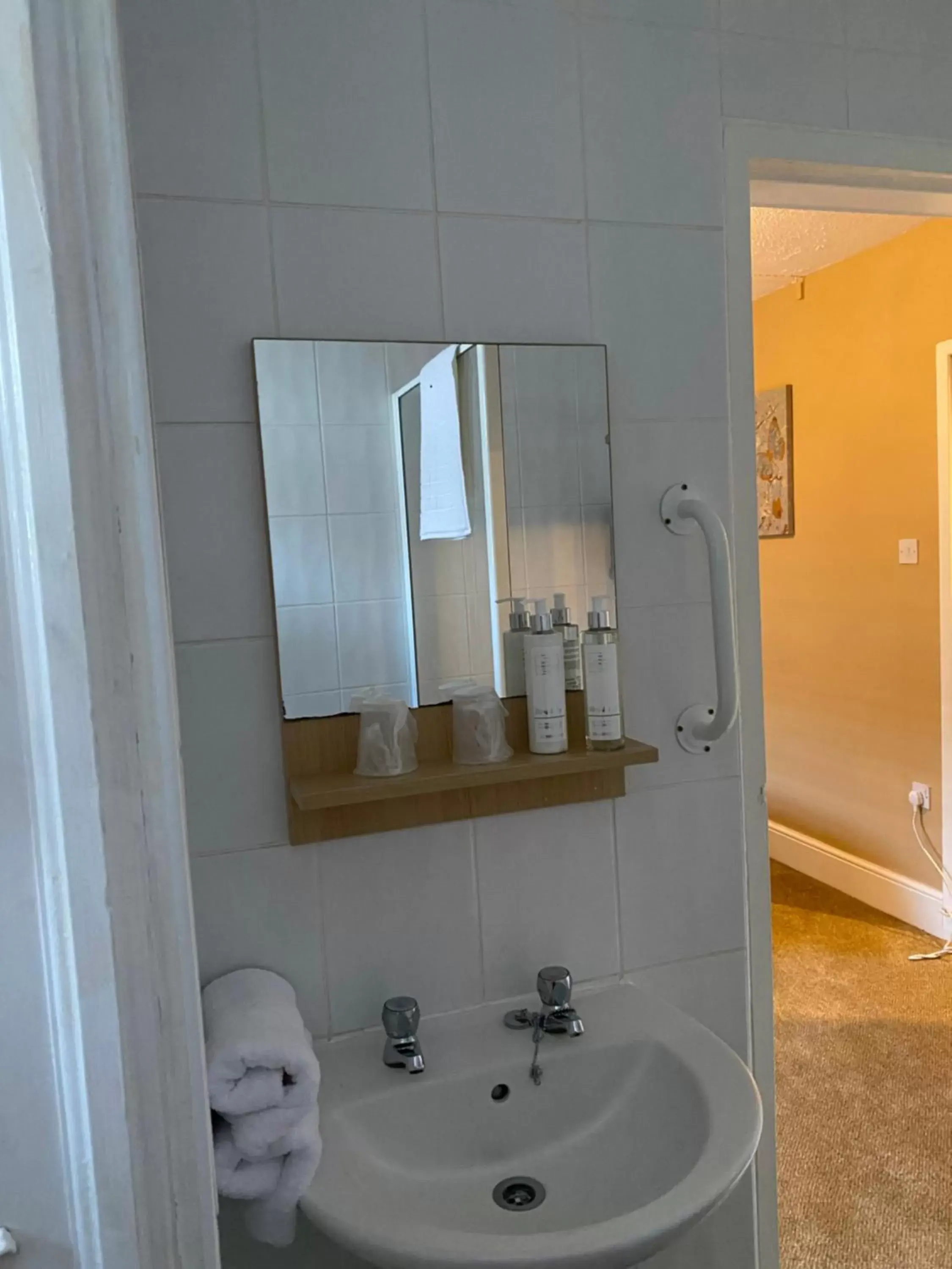 Bathroom in The New Talbot Hotel