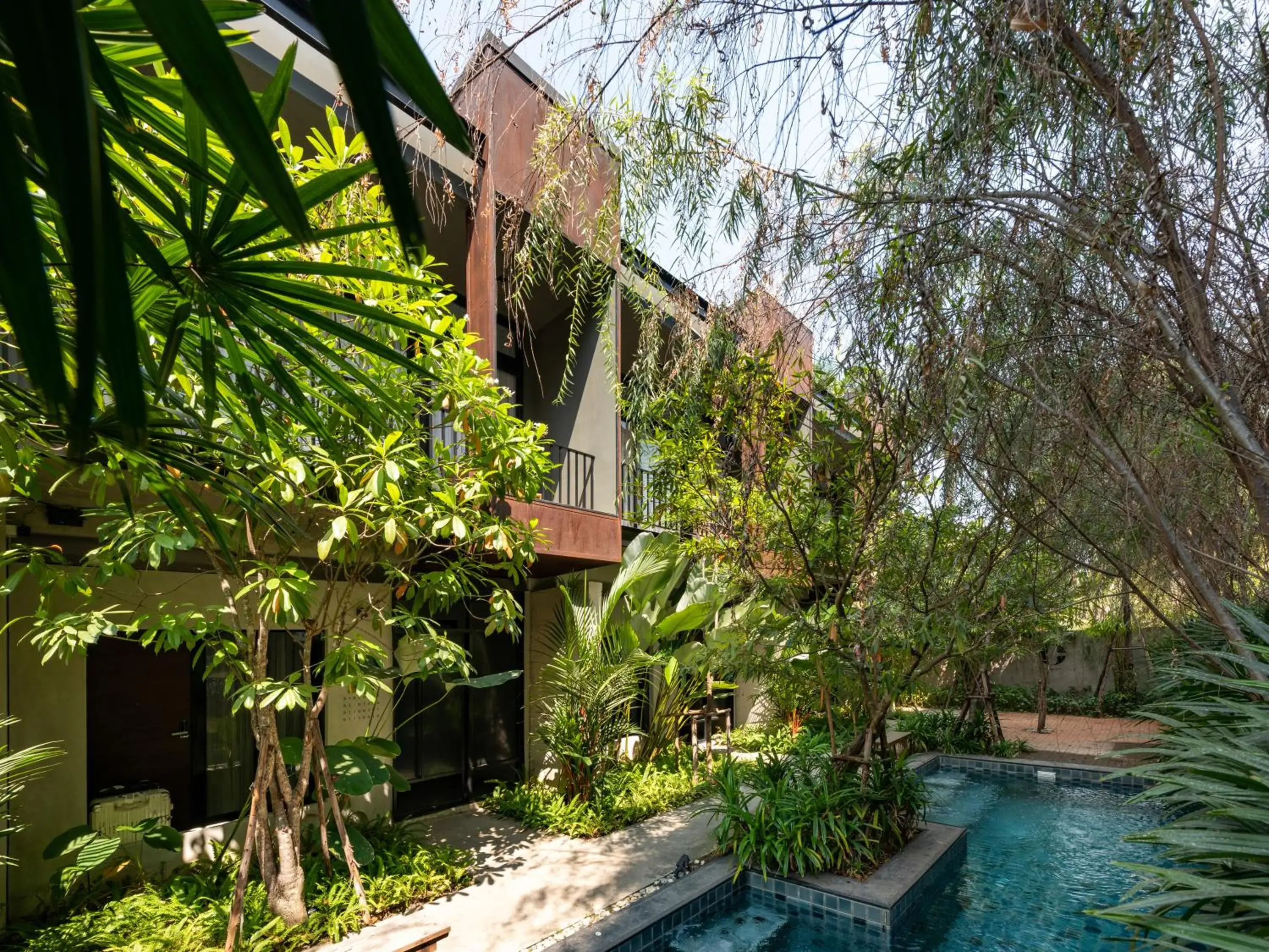 Garden view, Property Building in Cherlock hotel