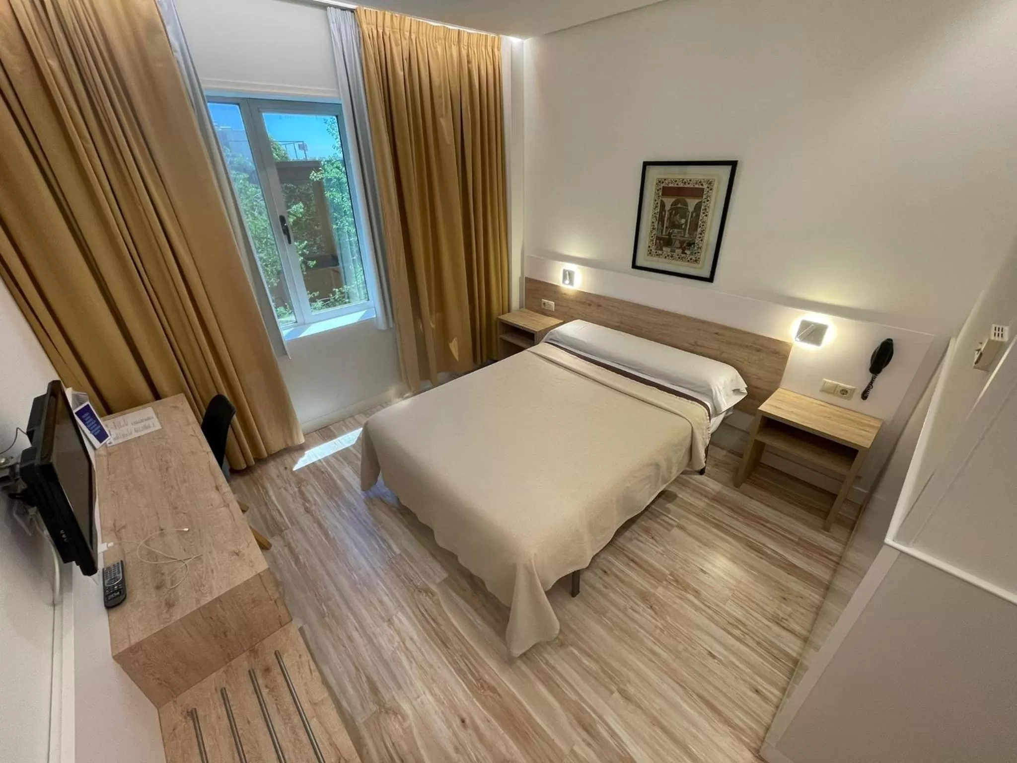 Bed in Hotel Concordy