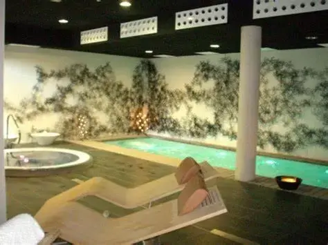 Spa and wellness centre/facilities, Swimming Pool in Hotel Ferrero - Singular's Hotels