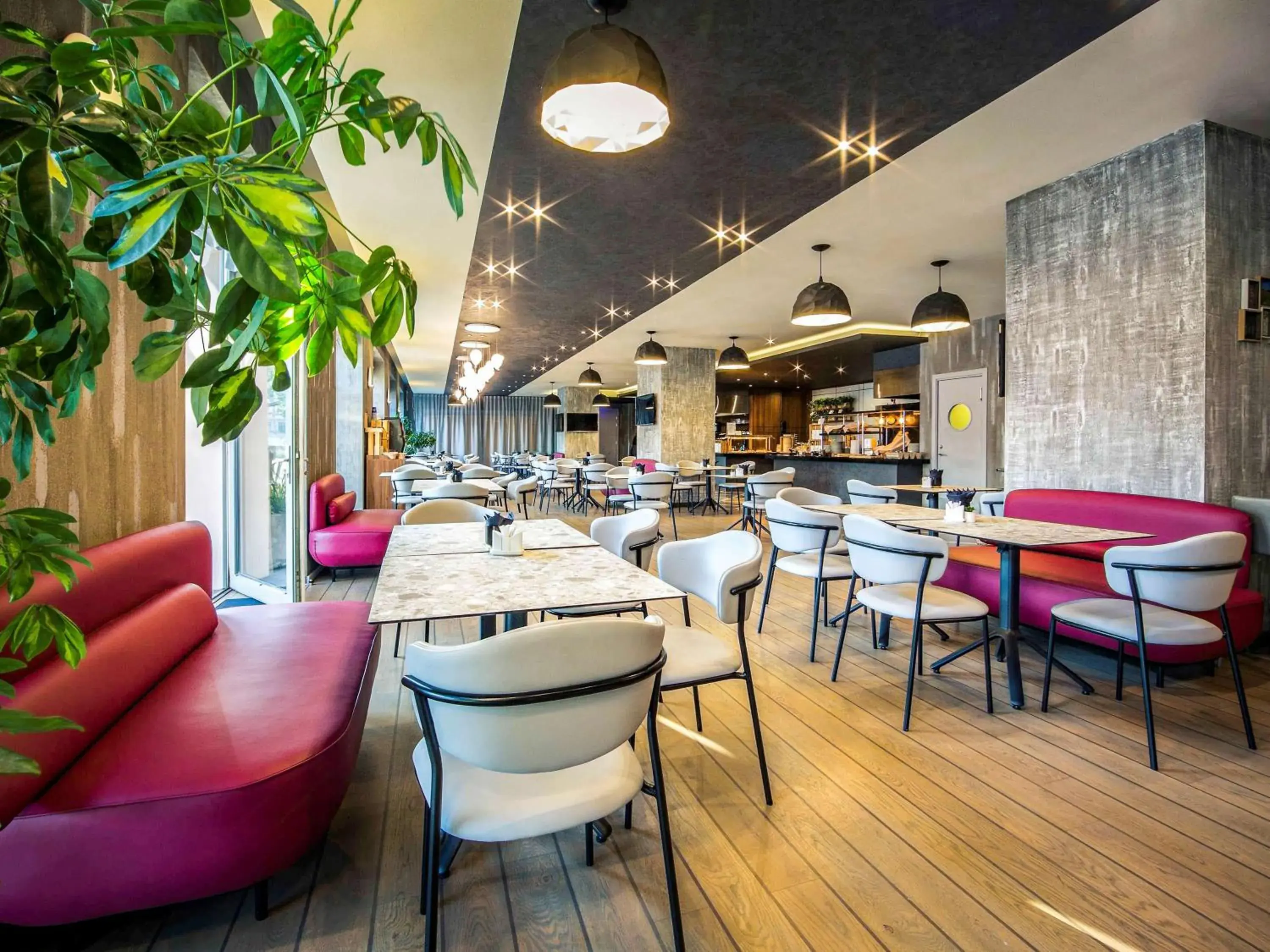 Restaurant/Places to Eat in Mercure Riga Centre