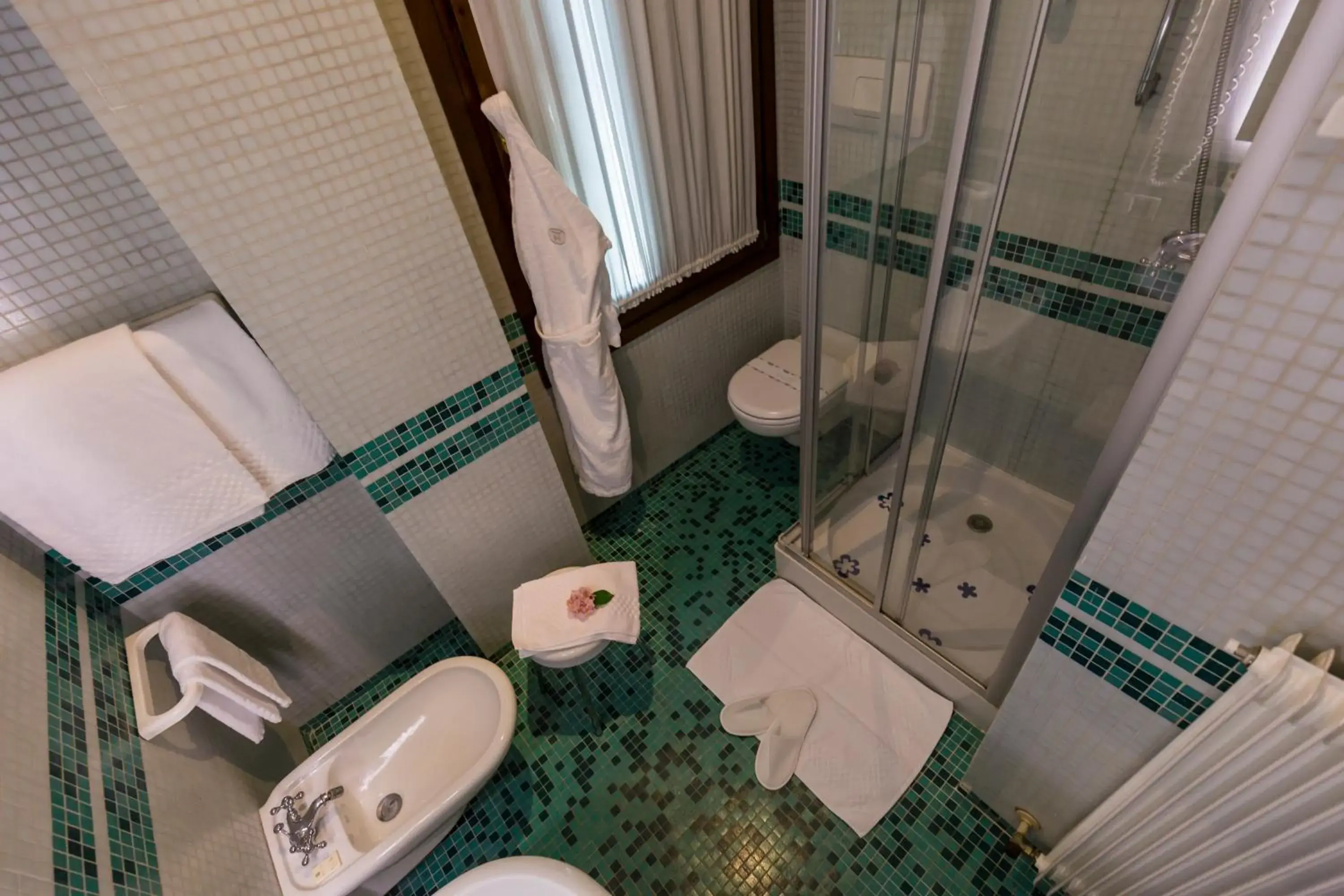 Bathroom in Hotel Alla Torre