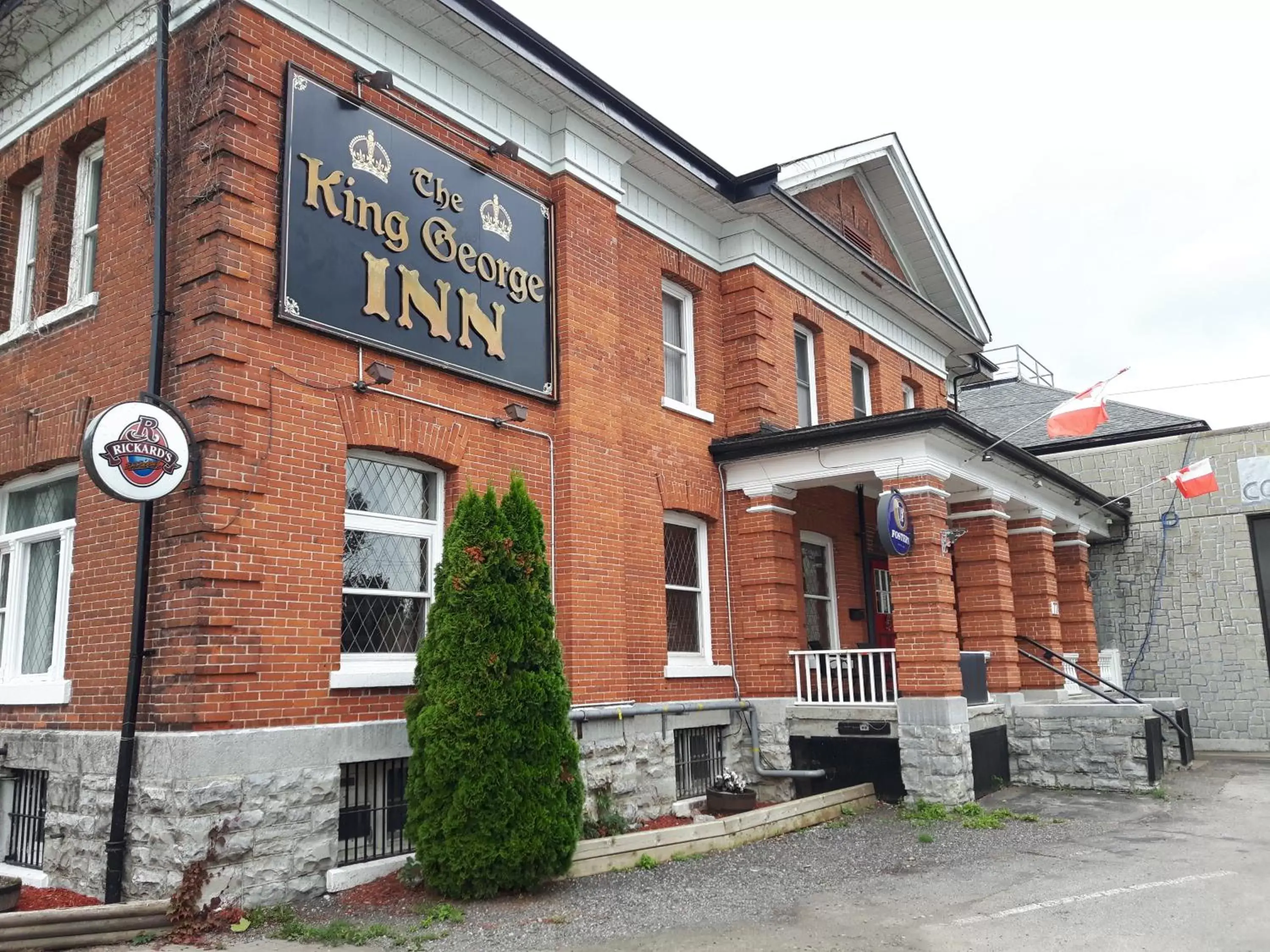 Facade/entrance, Property Building in The King George Inn