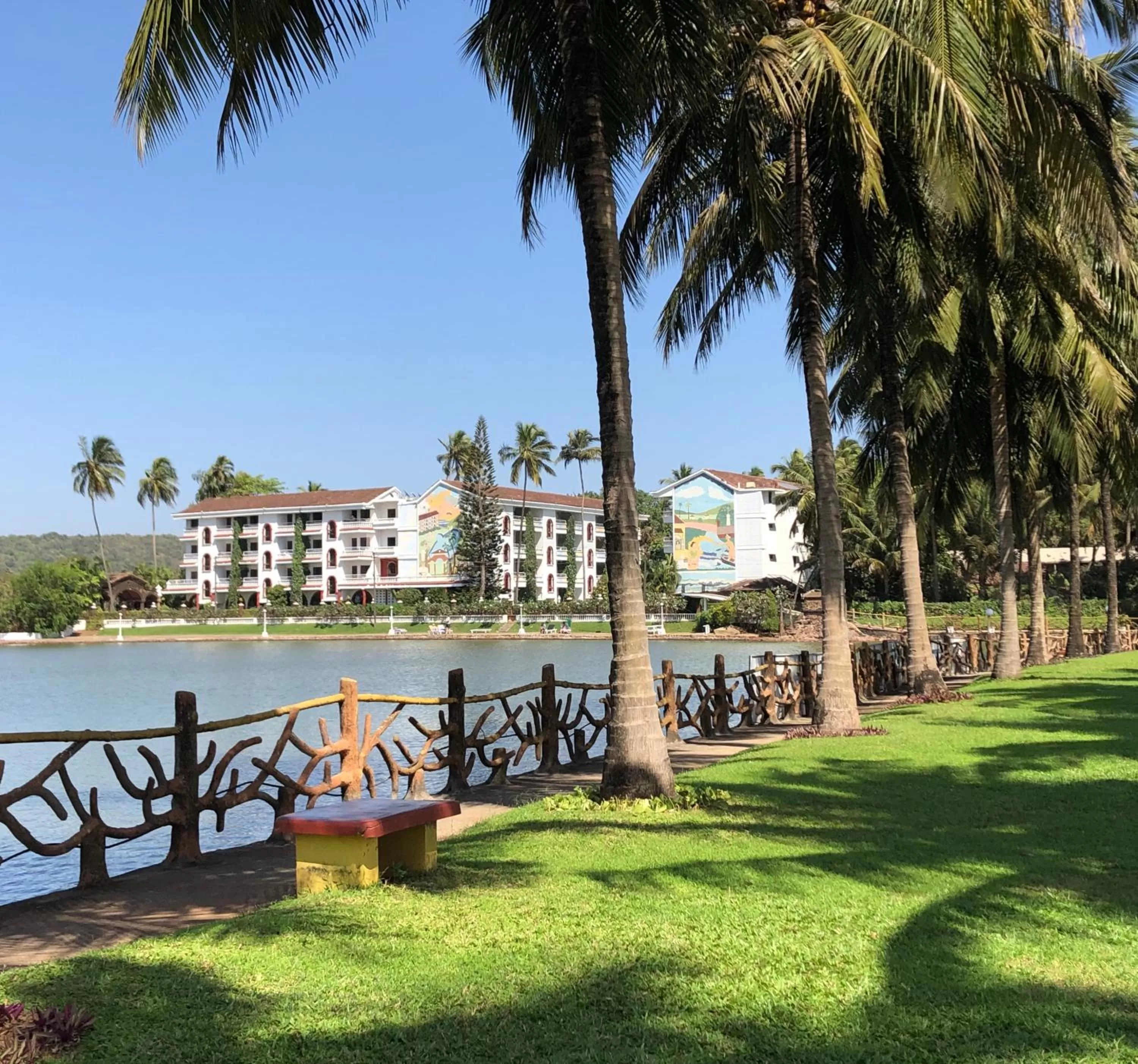 Facade/entrance in Resorte Marinha Dourada