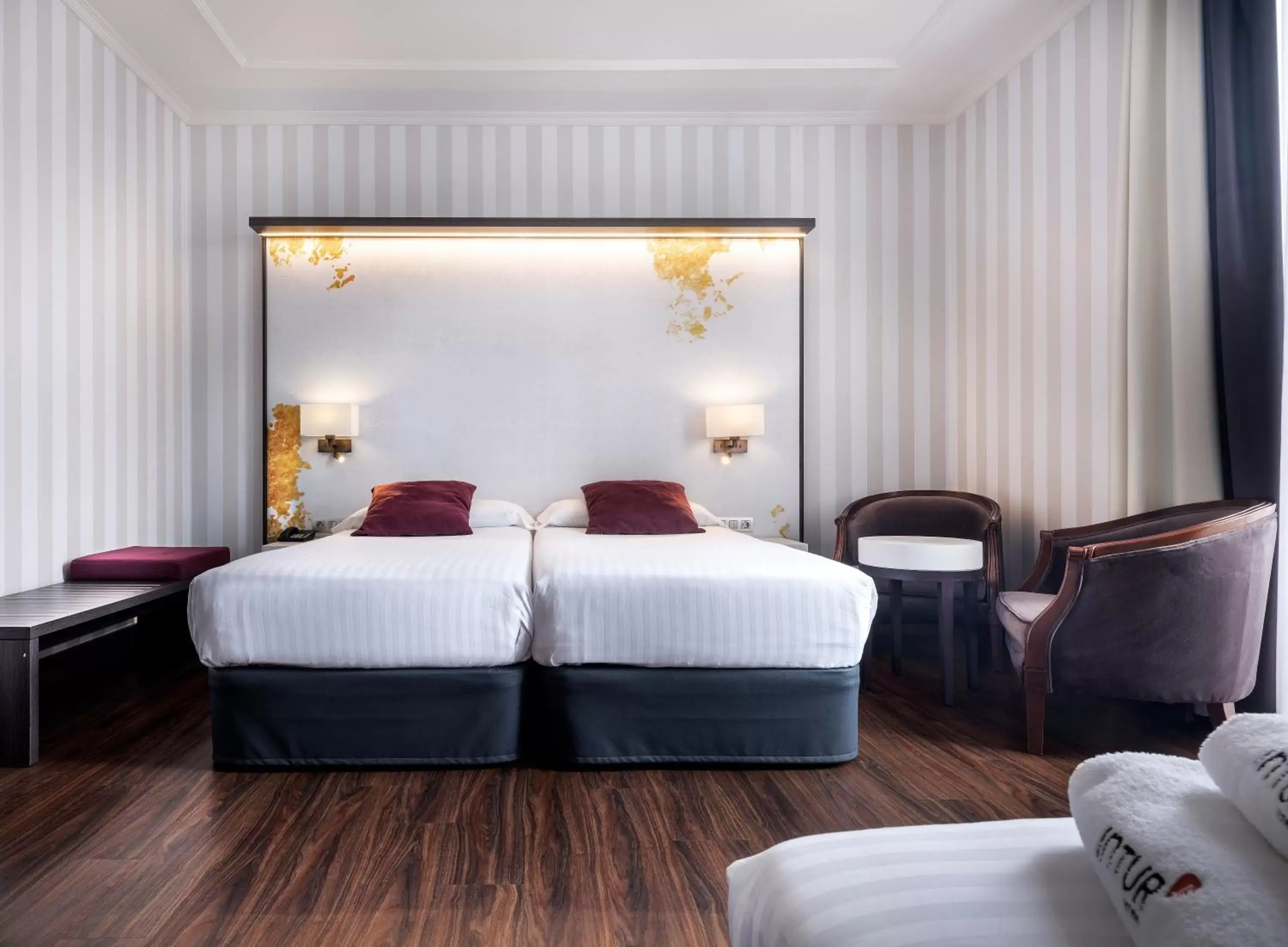 Double or Twin Room with Extra Bed in Intur Palacio San Martin Double or Twin Room with Extra Bed in Intur Palacio San Martin