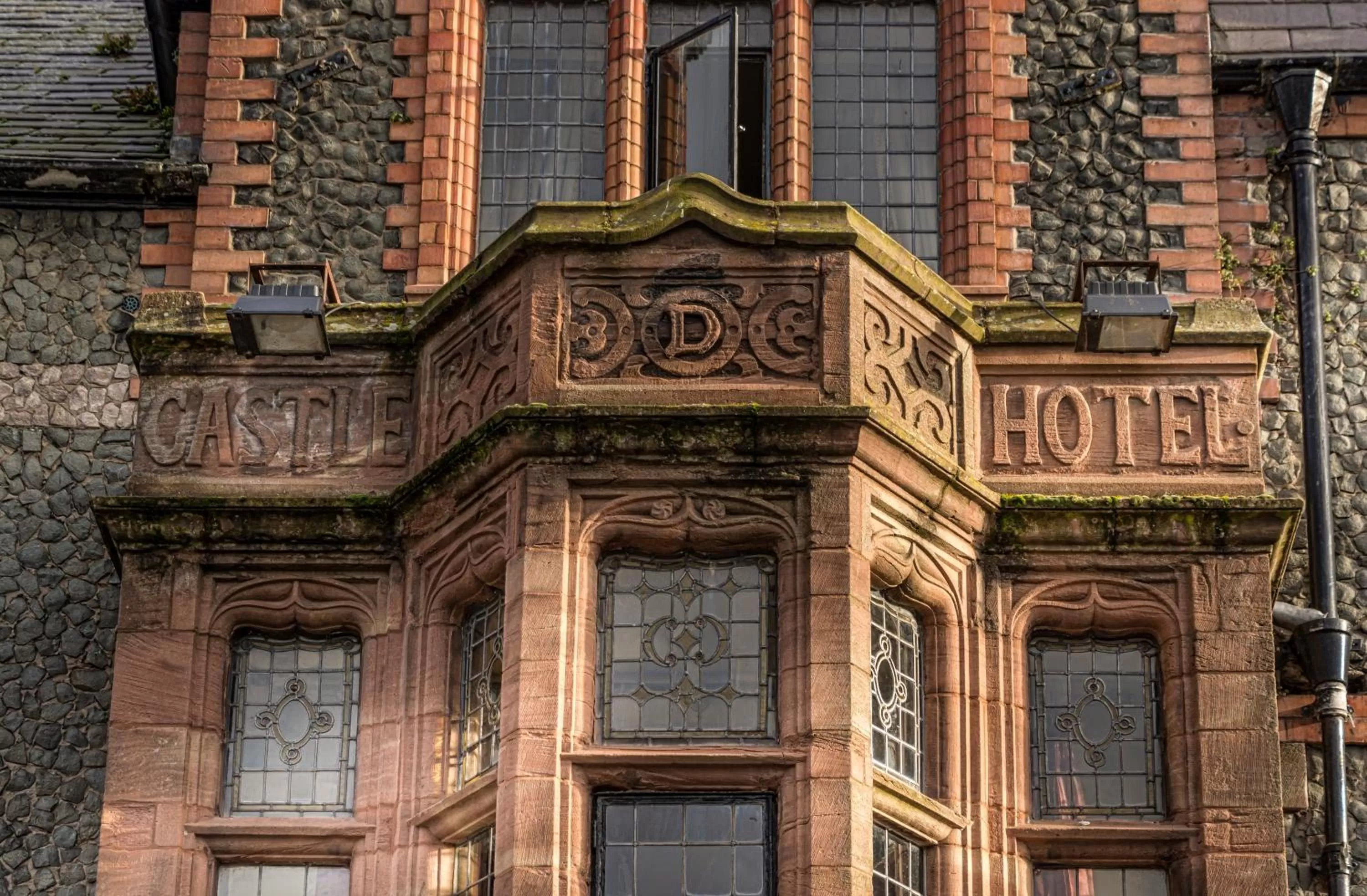 Facade/entrance in The Castle Hotel, Conwy, North Wales - The Coaching Inn Group