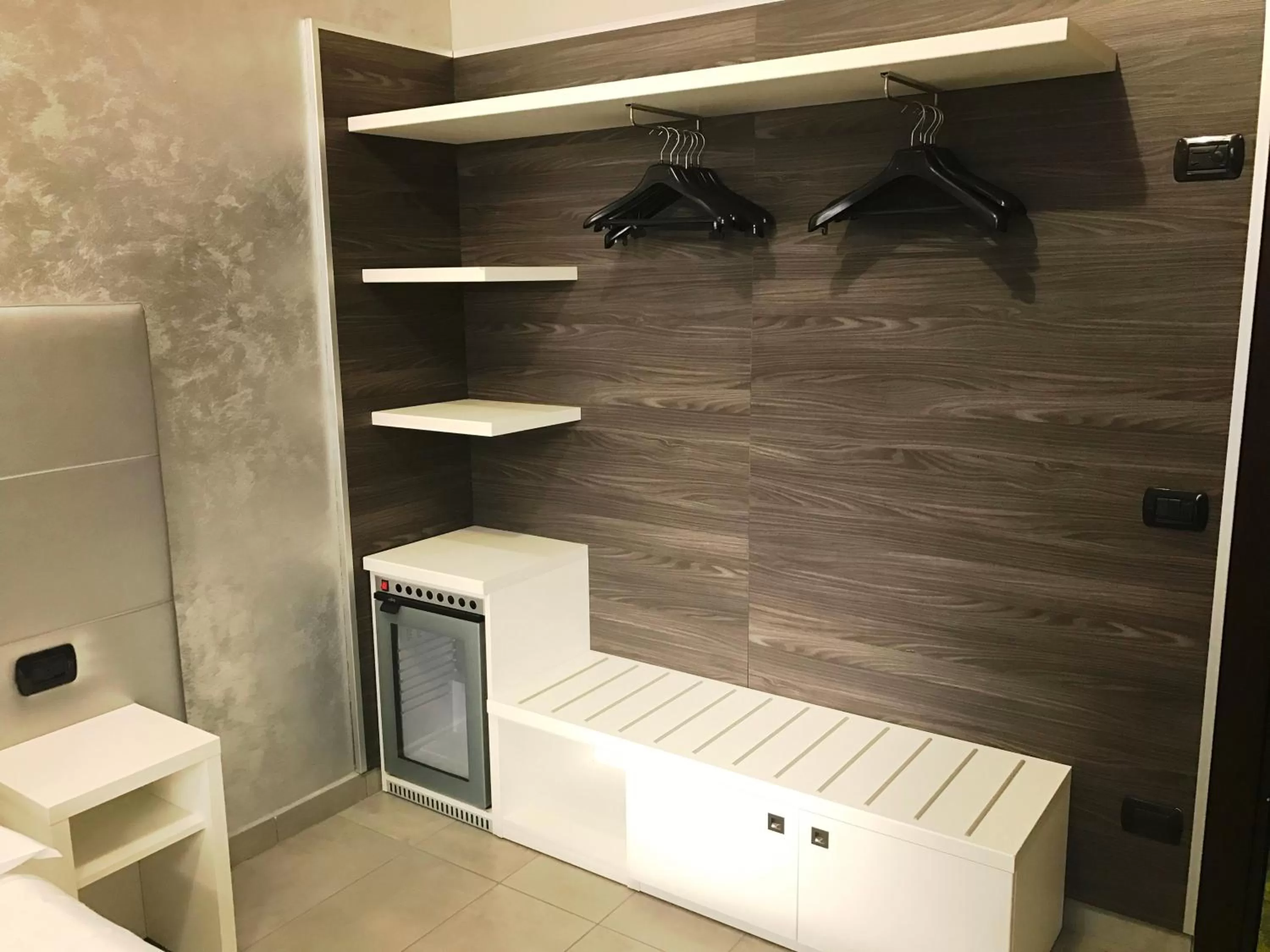 Photo of the whole room in Ibis Styles Milano Centro