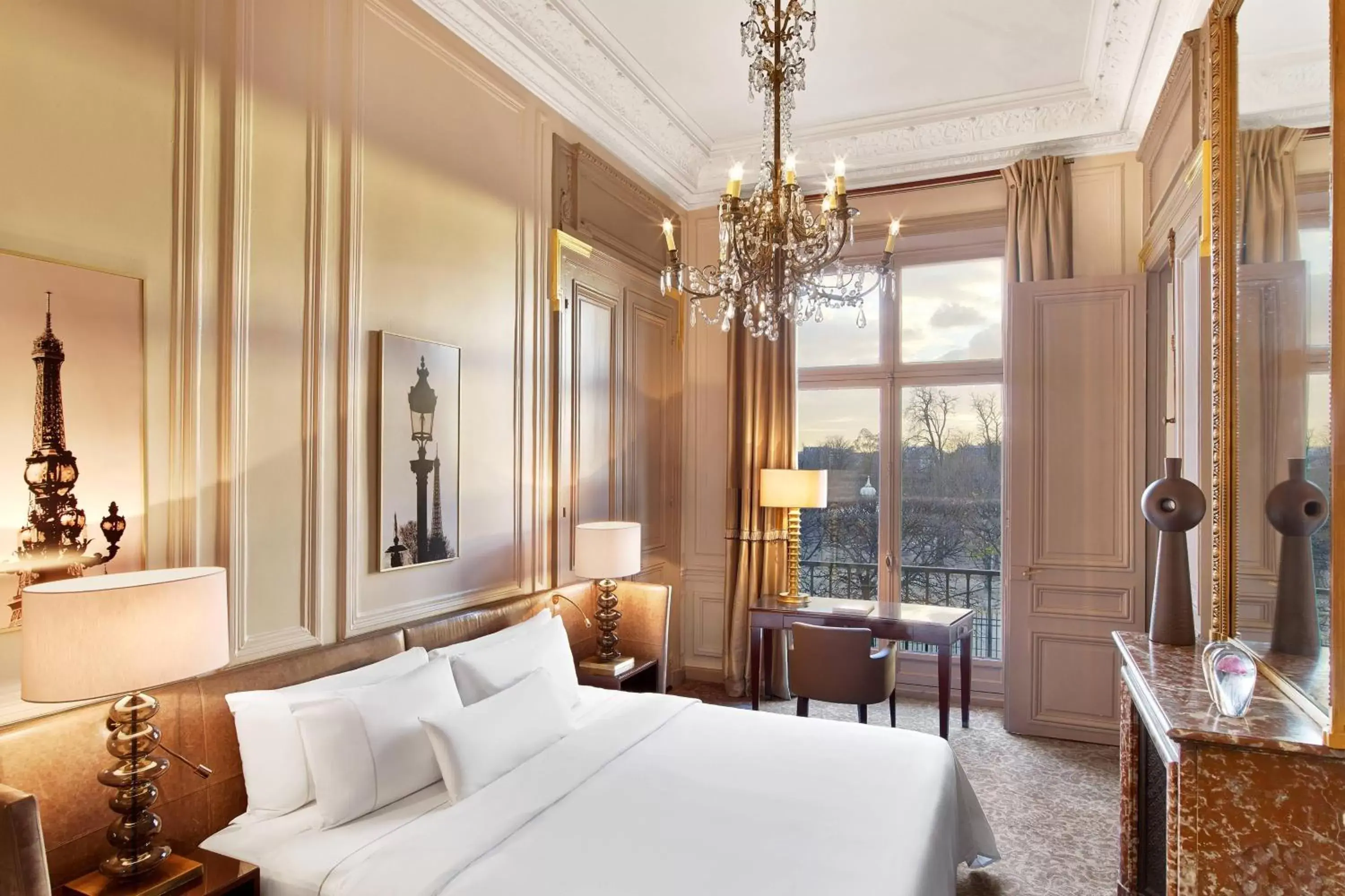 Photo of the whole room, Bed in The Westin Paris - Vendôme