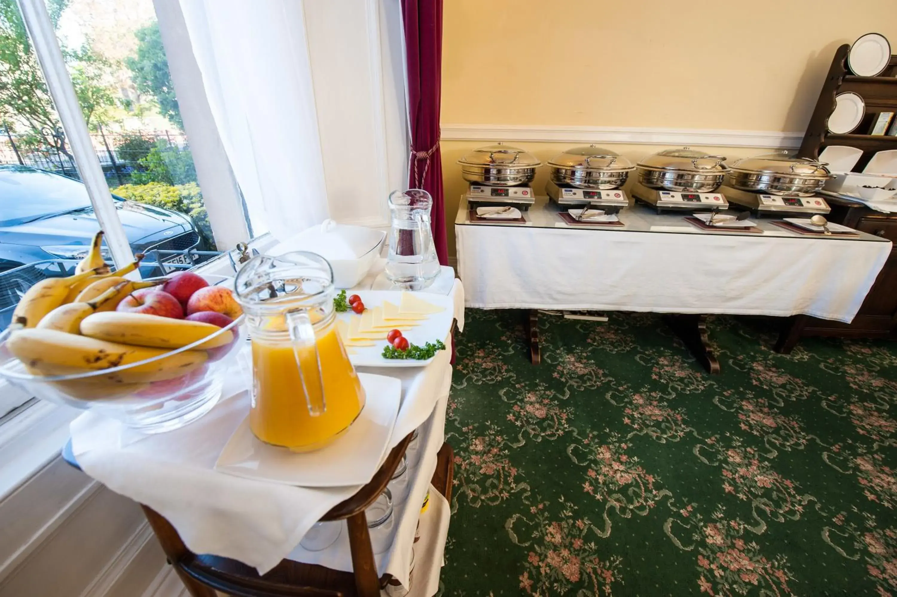 Continental breakfast, Food in The Ben Doran Hotel